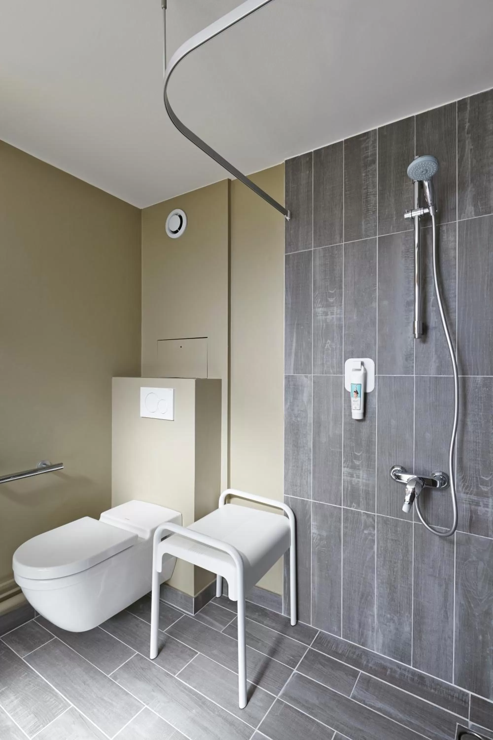 Food and drinks in ibis Marne La Vallee Champs-sur-Marne