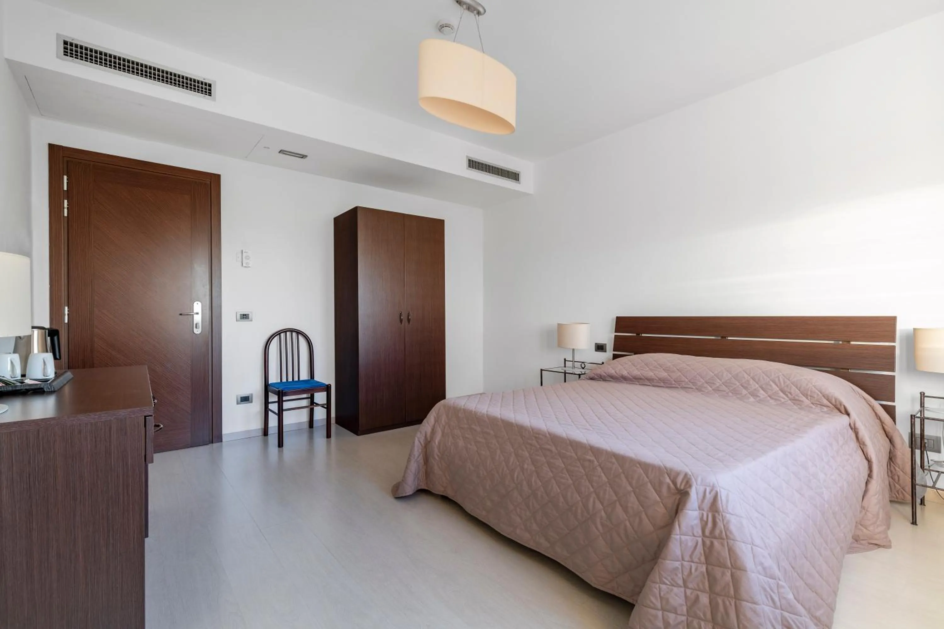 Bed in Hotel Sorriso