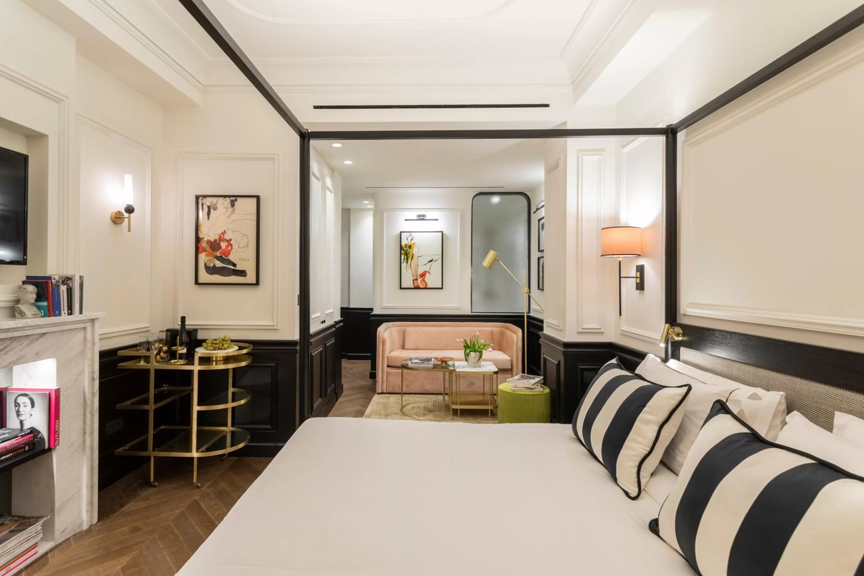 Bedroom, Bed in Villa Brown Ermou, a member of Brown Hotels