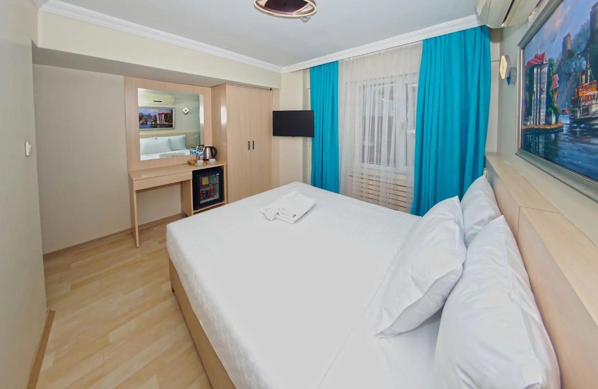 Photo of the whole room in Le Safran Palace Hotel