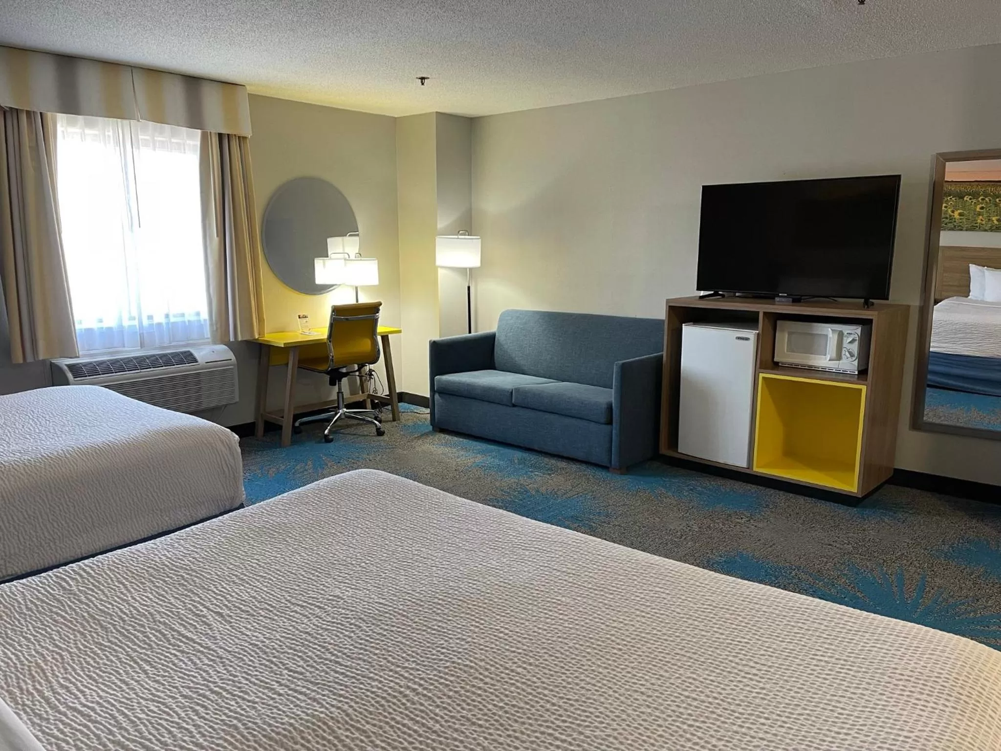 Bed in Days Inn by Wyndham Colby