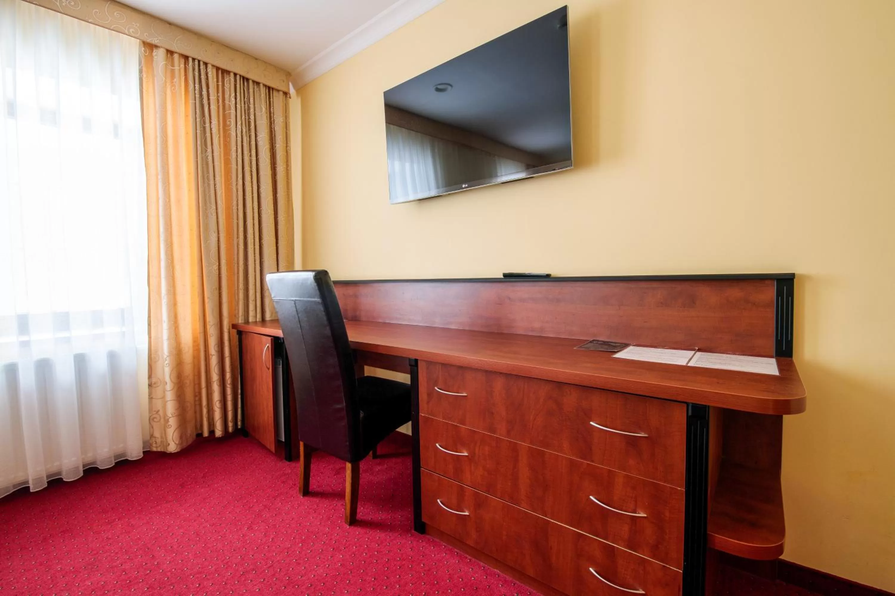 TV and multimedia in Hotel Piotr Spa&Wellness