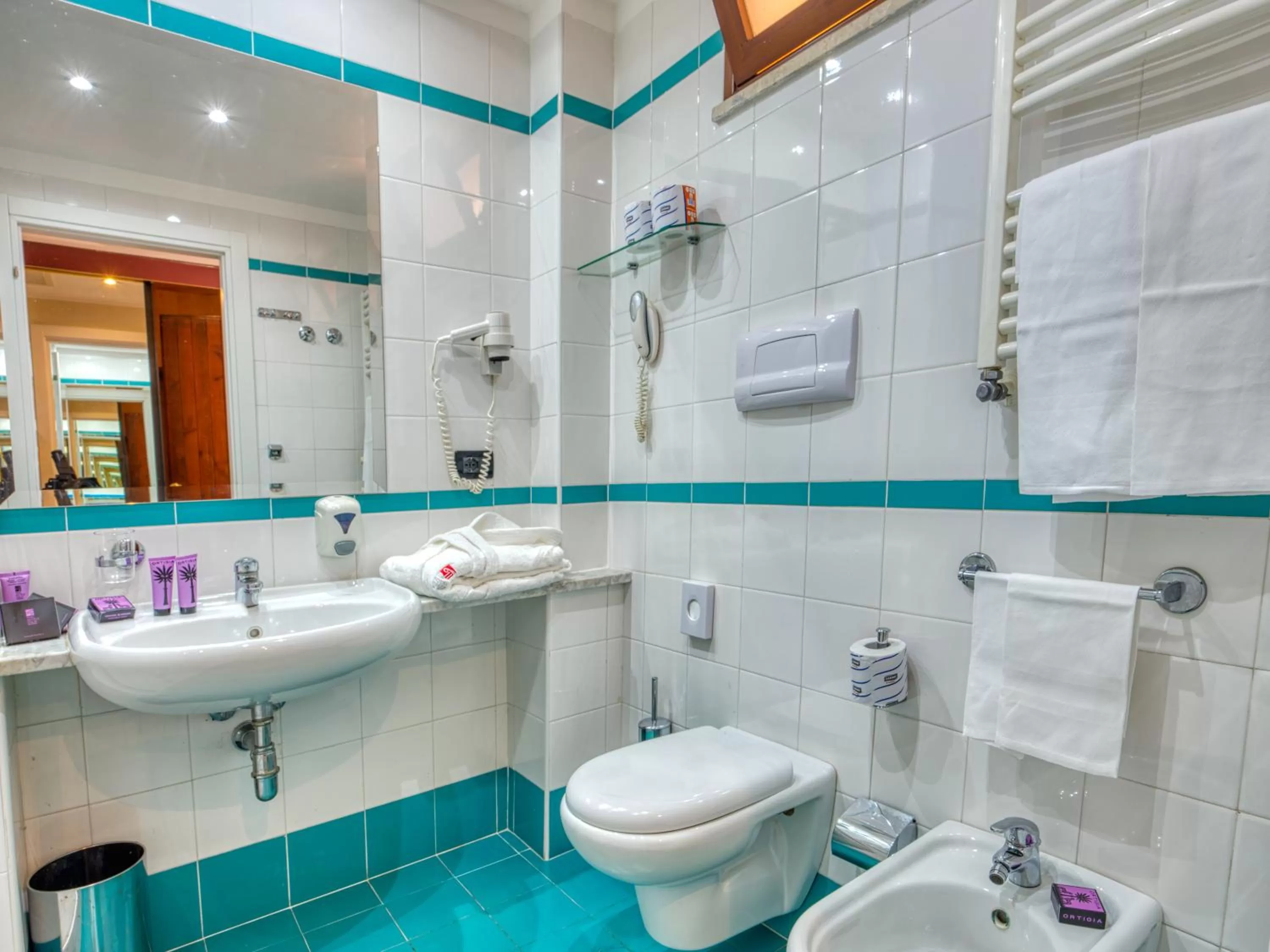 Bathroom in Hotel Ariston and Palazzo Santa Caterina