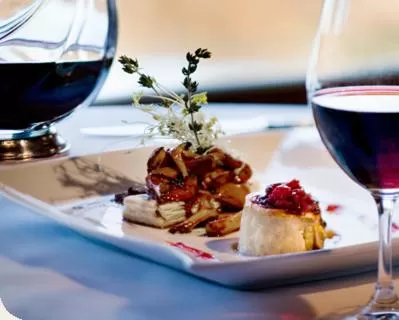 Food and drinks in Auberge du Lac Morency