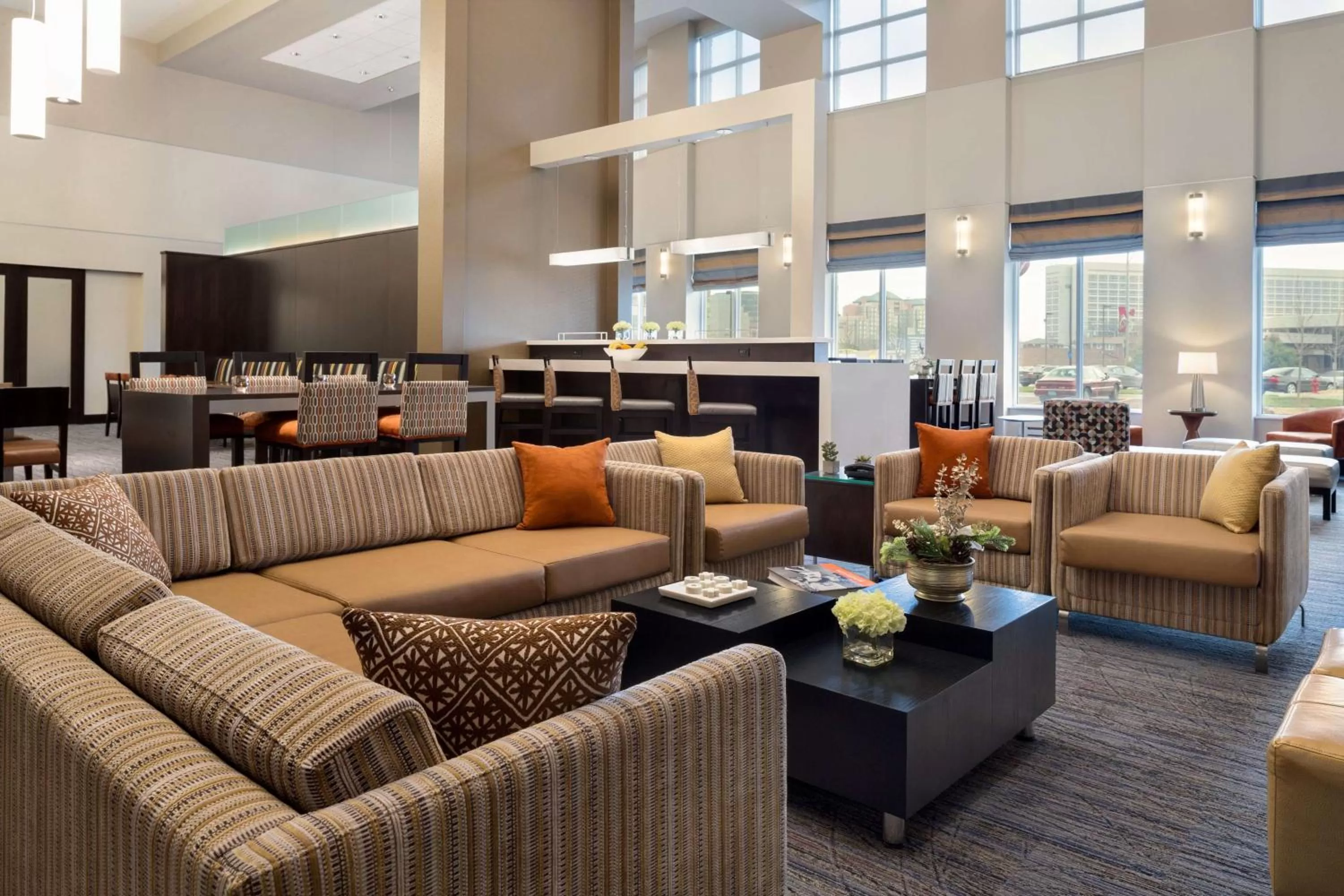Lobby or reception in Hampton Inn & Suites Rosemont Chicago O'Hare