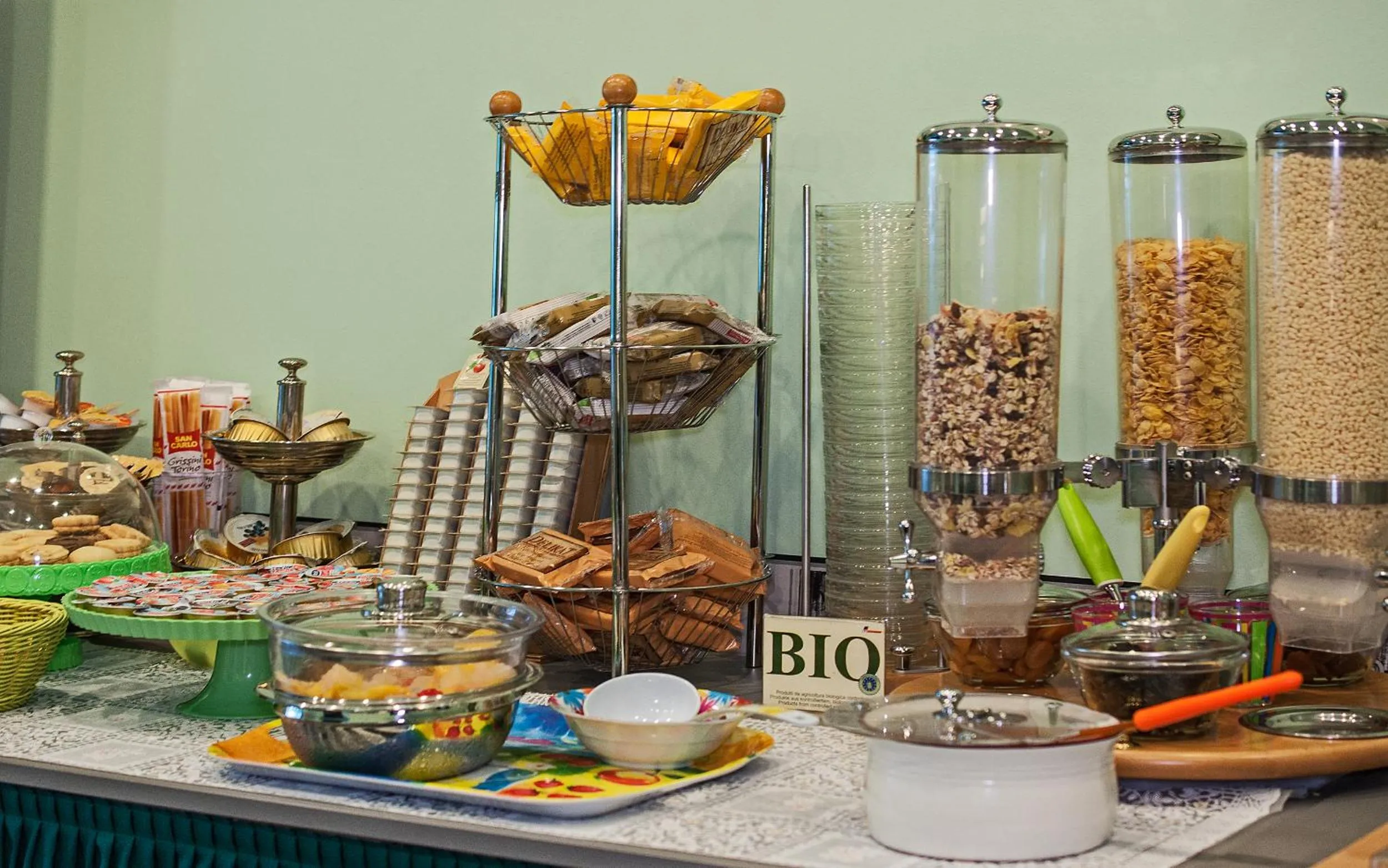 Decorative detail in Hotel Rex