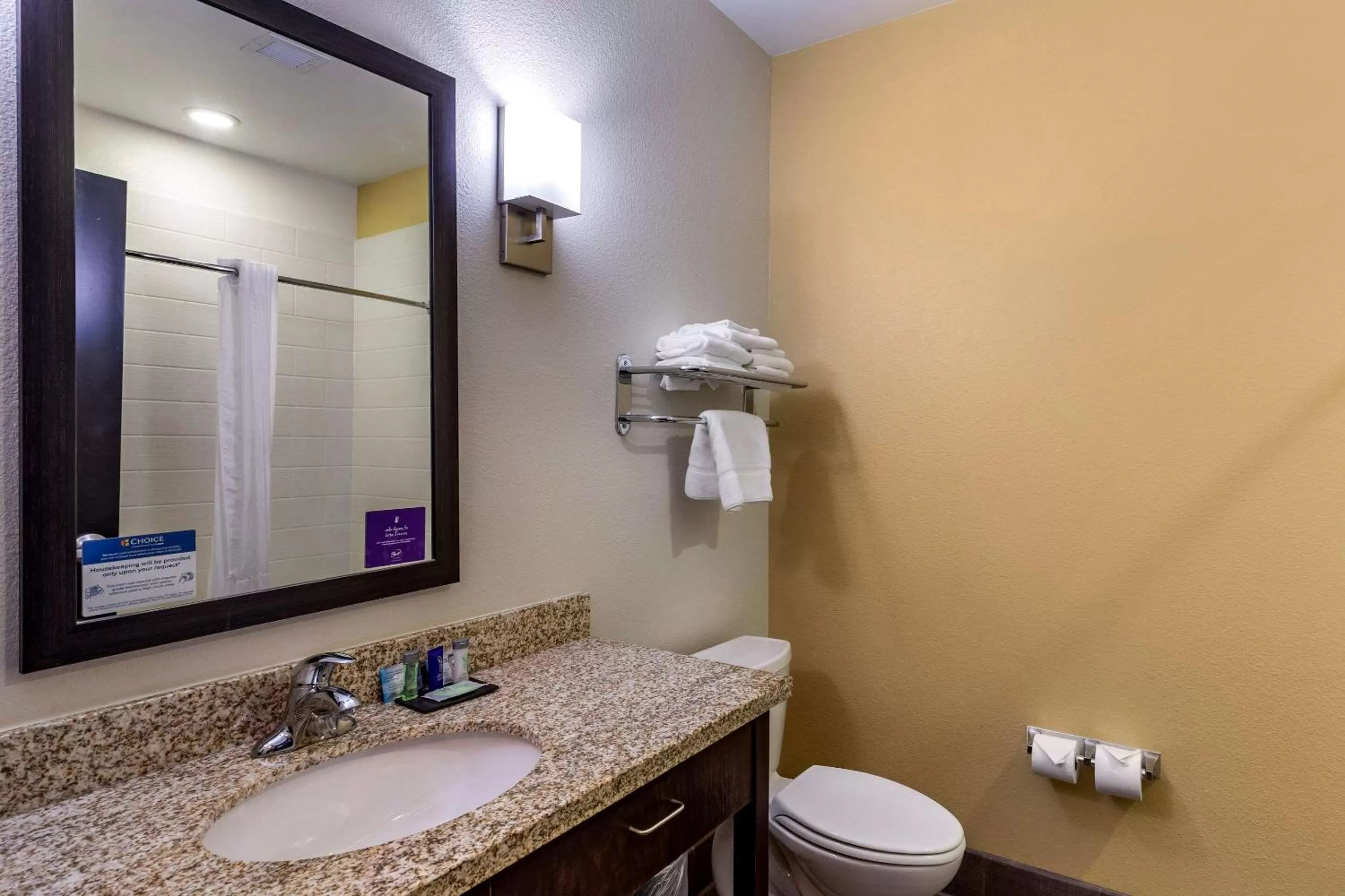 Photo of the whole room in Sleep Inn & Suites Miles City I-94