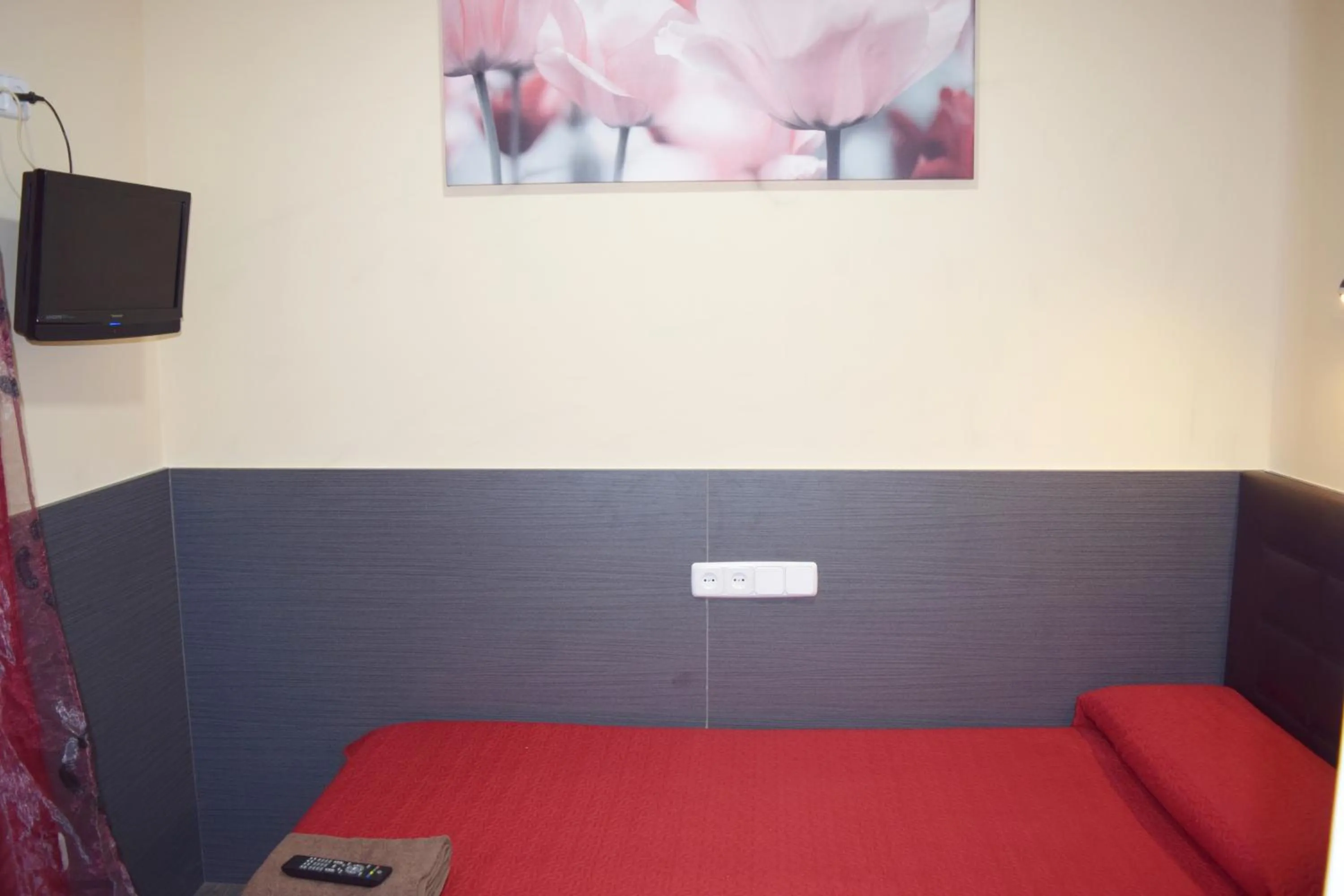 Bed in Hostal Numancia