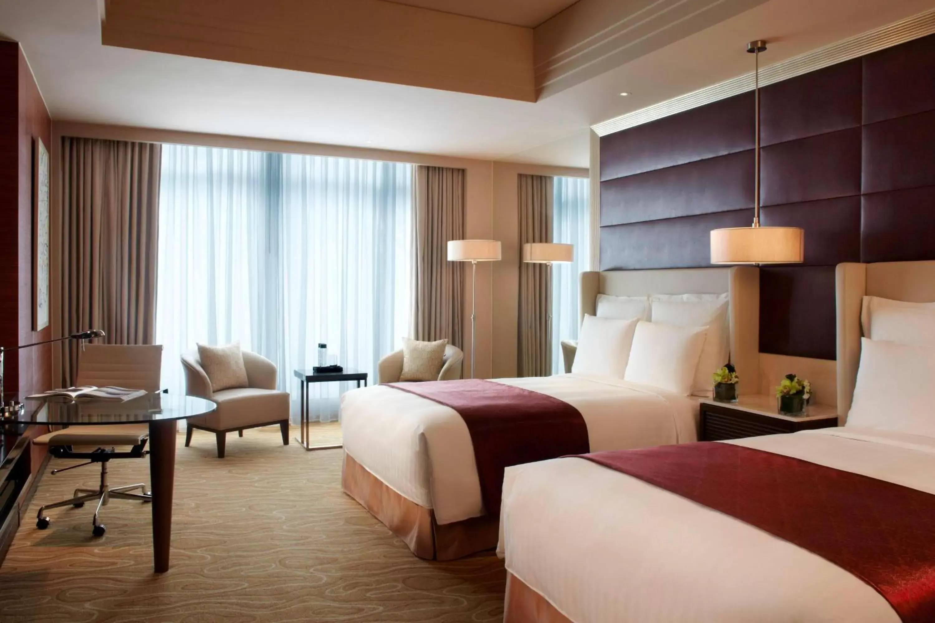 Deluxe room, Guest room, 2 Double, River view in Shanghai Marriott Hotel Riverside Deluxe room, Guest room, 2 Double, River view in Shanghai Marriott Hotel Riverside