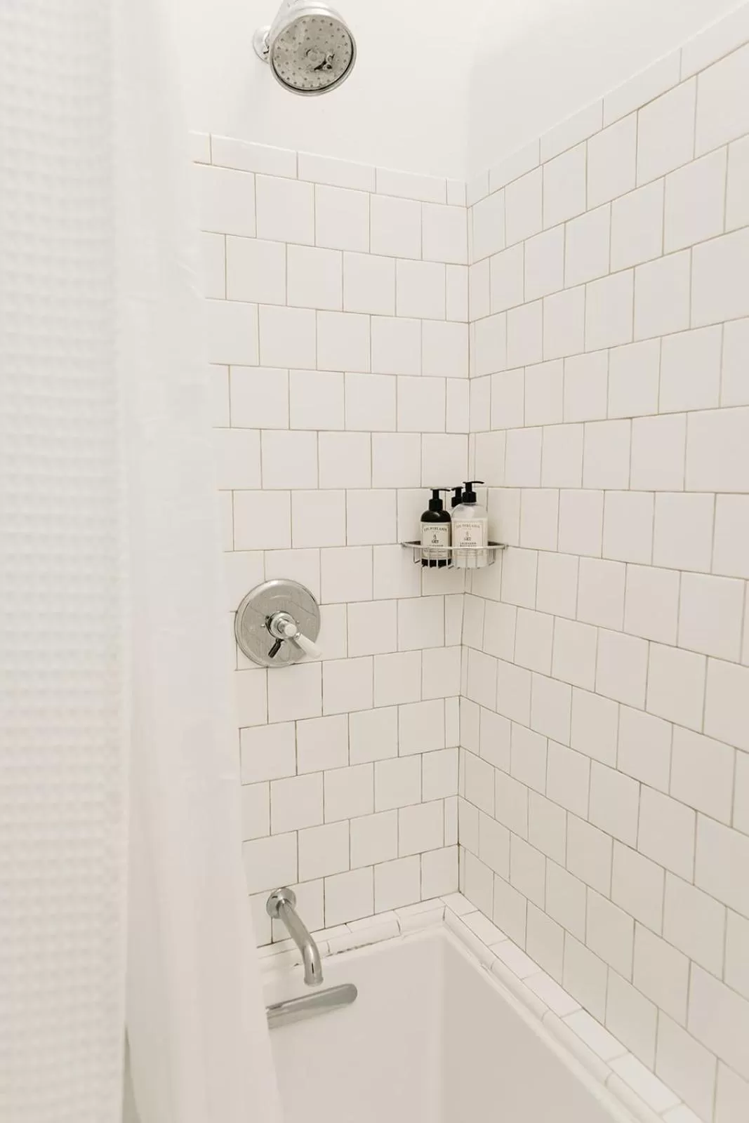 Shower in The Parador