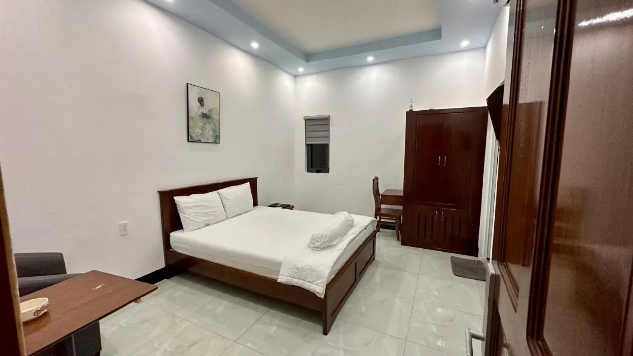 Bedroom, Bed in Khách sạn Anh Tuấn