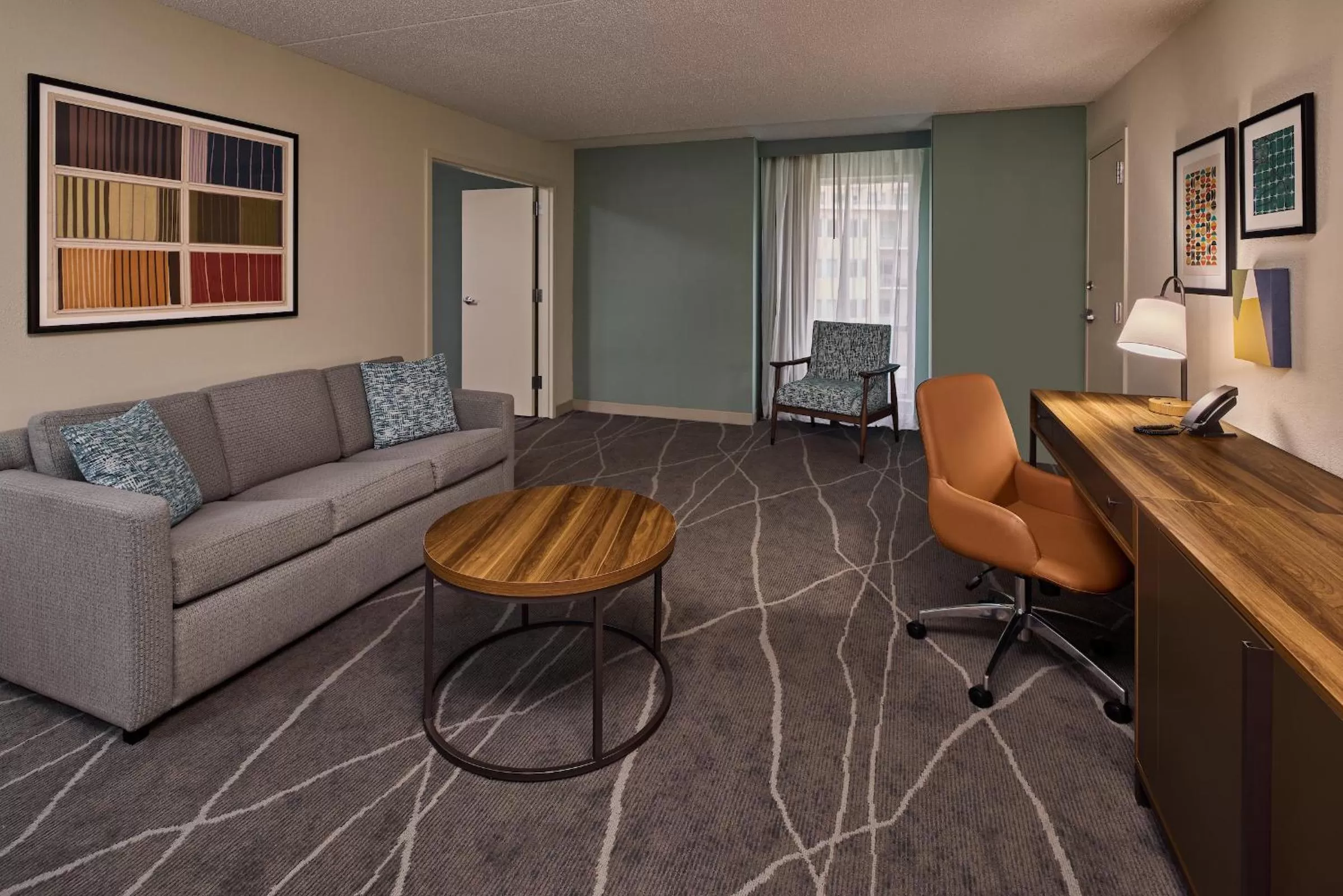 Living room in Holiday Inn Express & Suites Charleston DWTN -Westedge by IHG