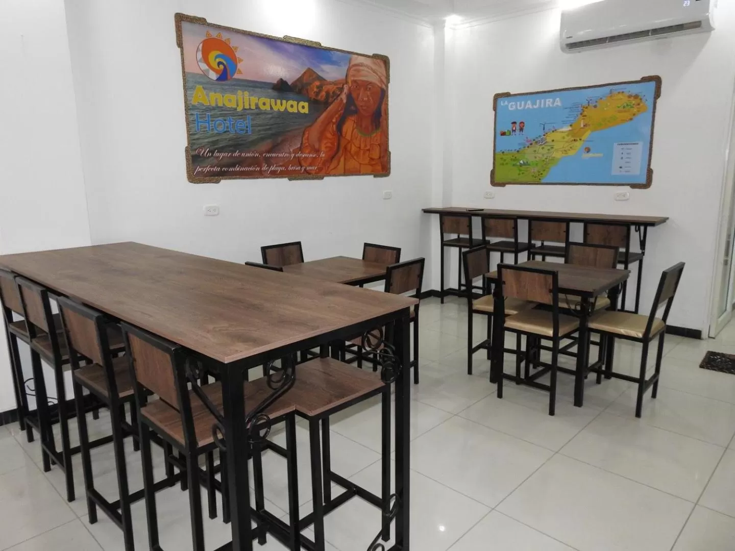 Living room, Dining Area in ANAJIRAWAA HOTEL