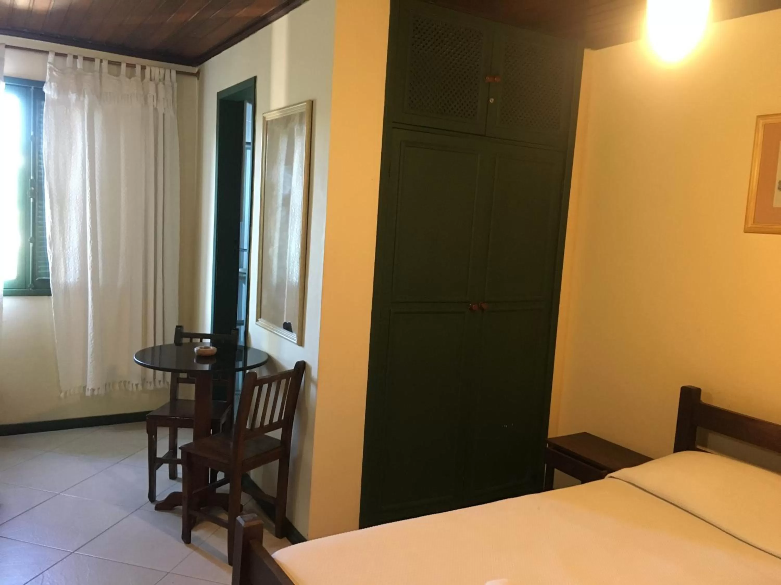 Photo of the whole room, Bed in Pousada Saint Germain