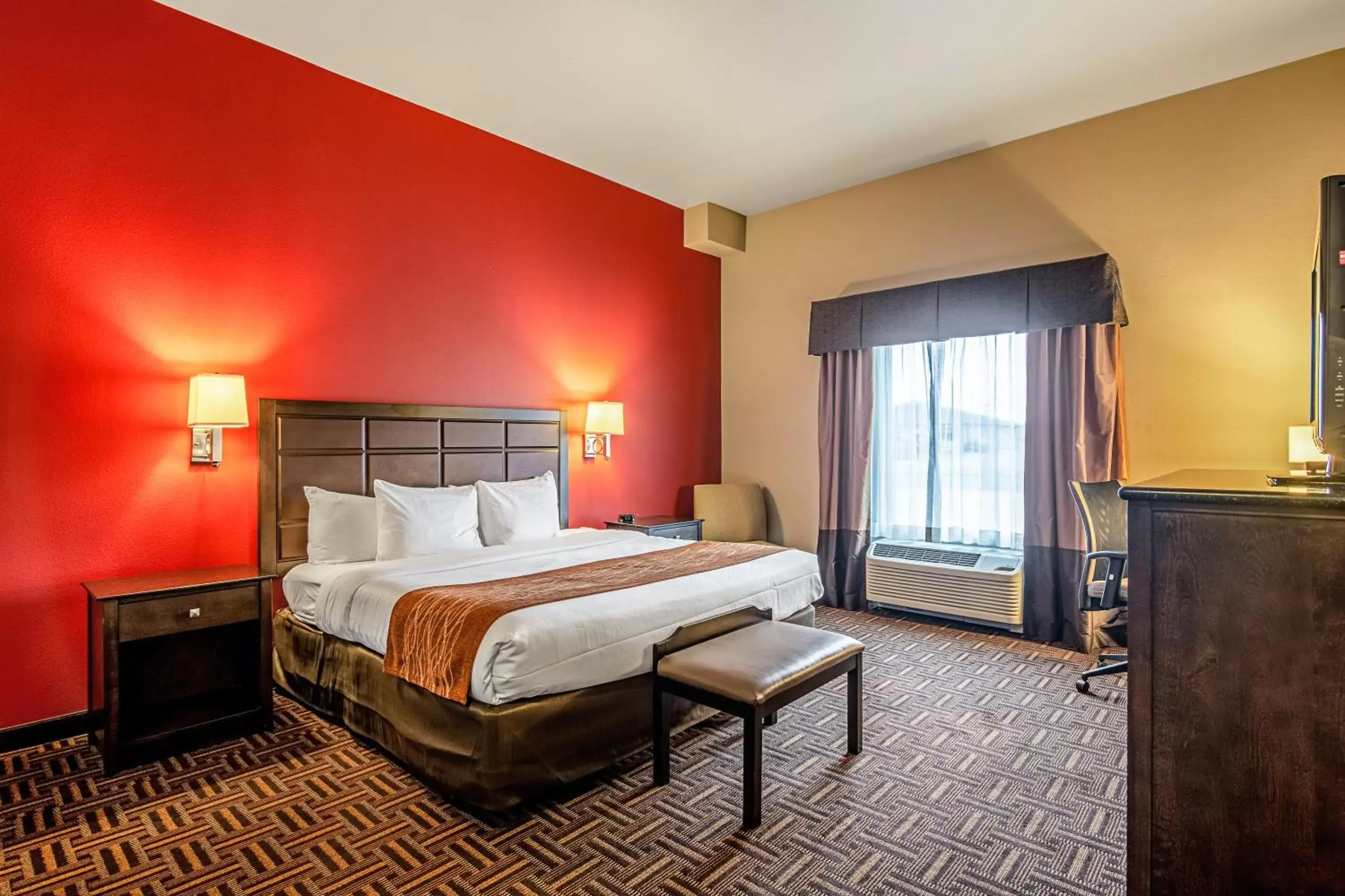 King Room in Astoria Hotel & Suites - Glendive King Room in Astoria Hotel & Suites - Glendive