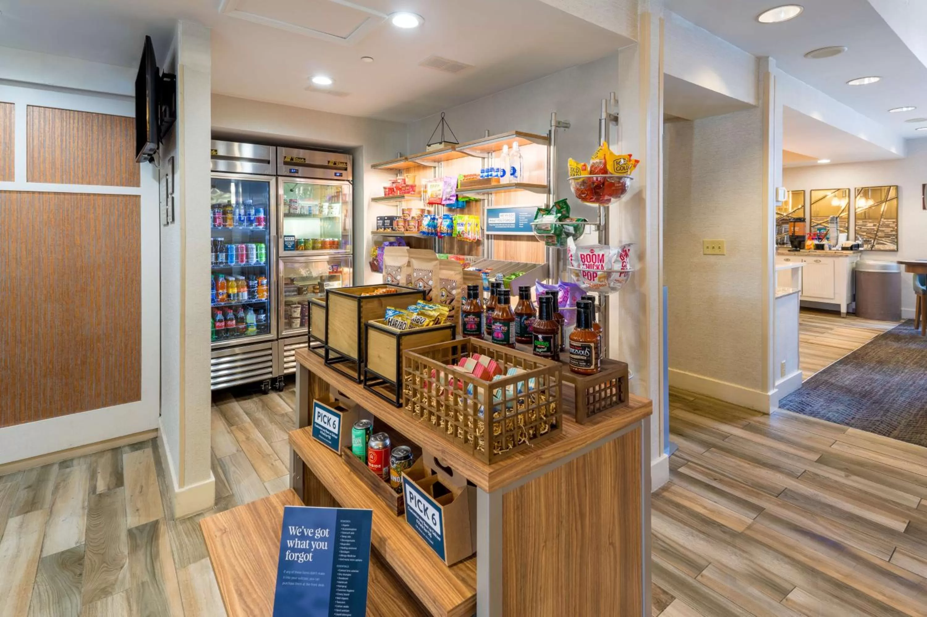 Restaurant/places to eat in Homewood Suites Memphis Germantown