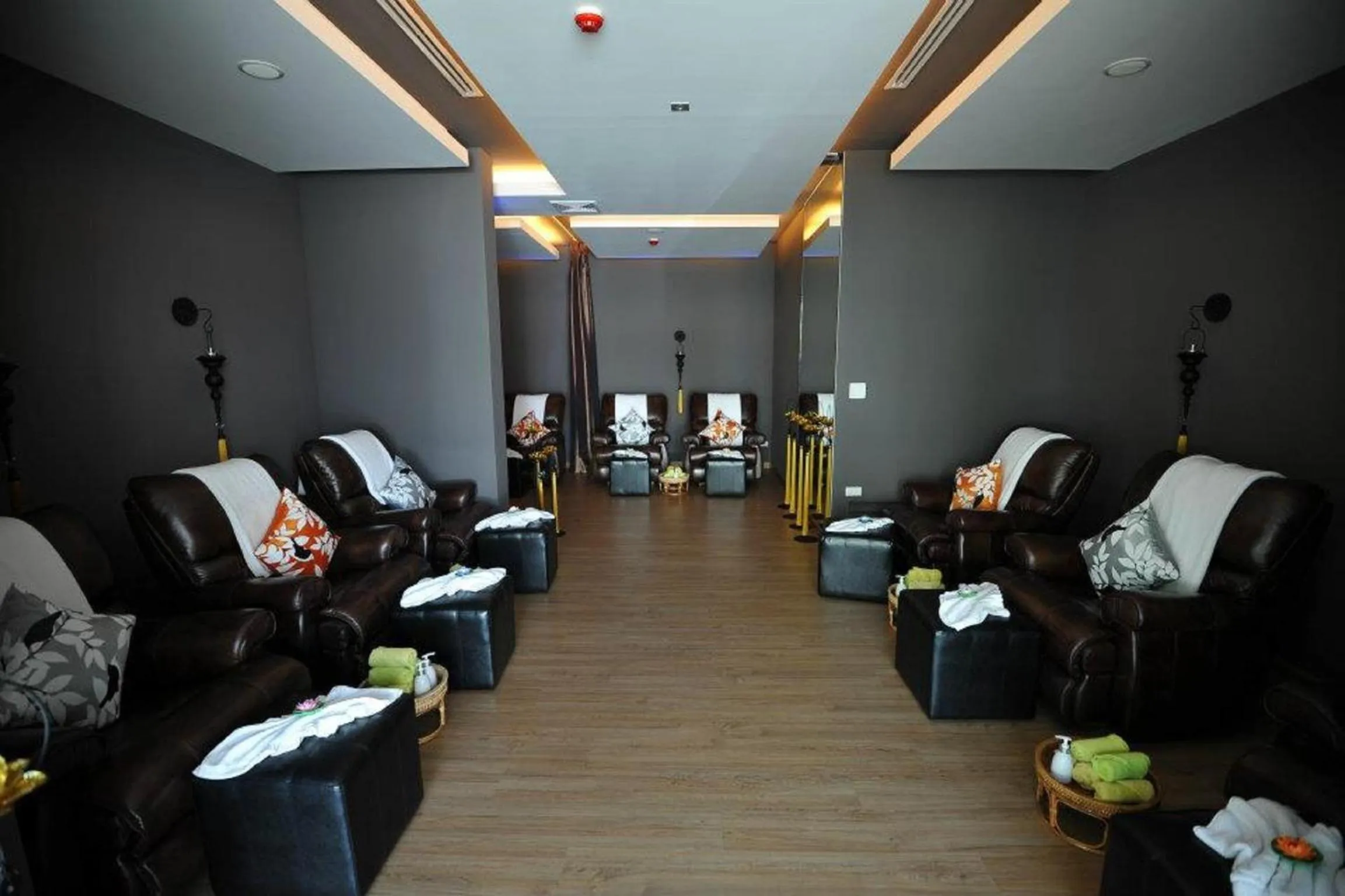 Massage in C & N Resort and Spa - SHA Extra Plus