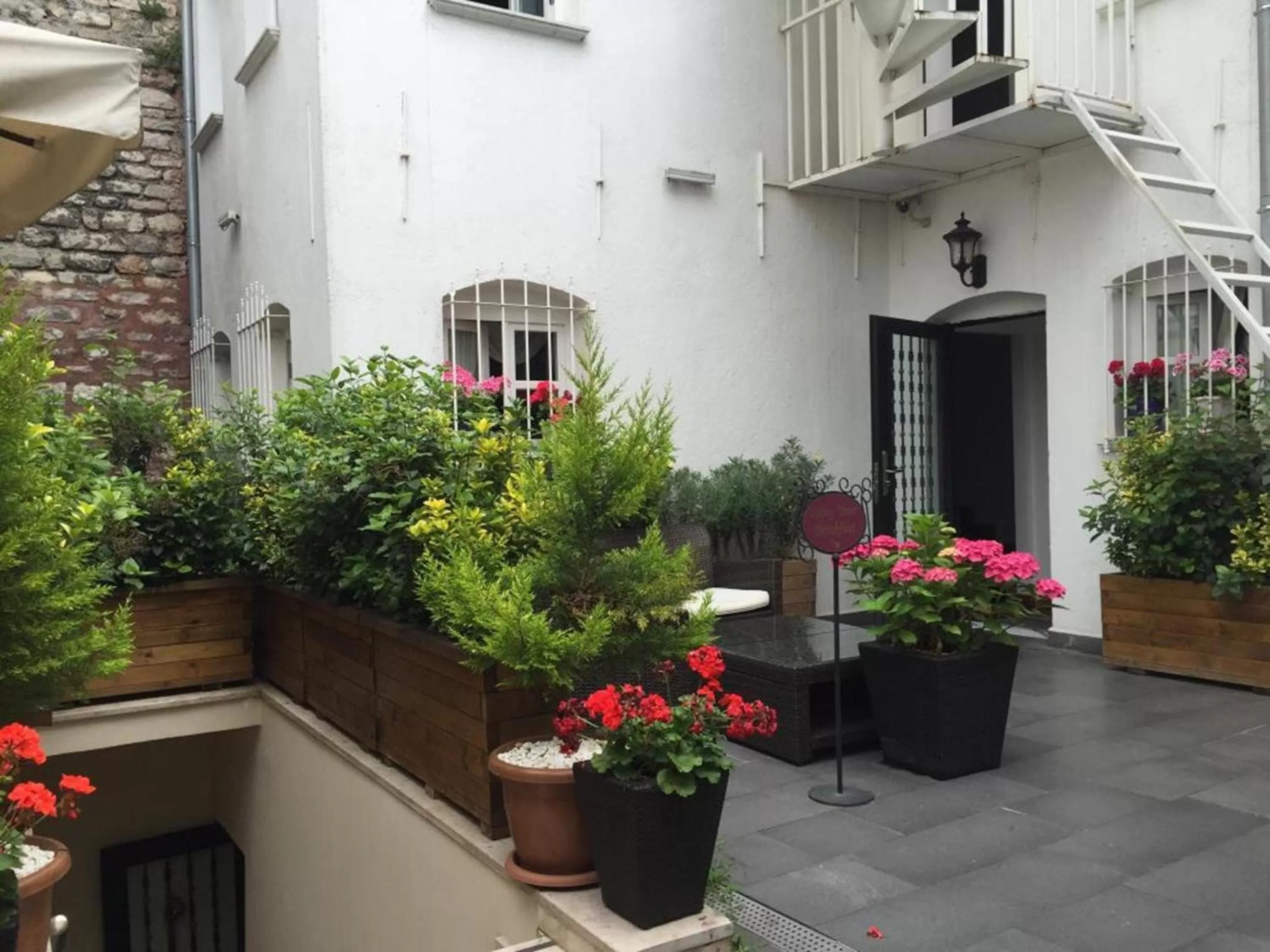 Garden view in Premist Hotels Sultanahmet