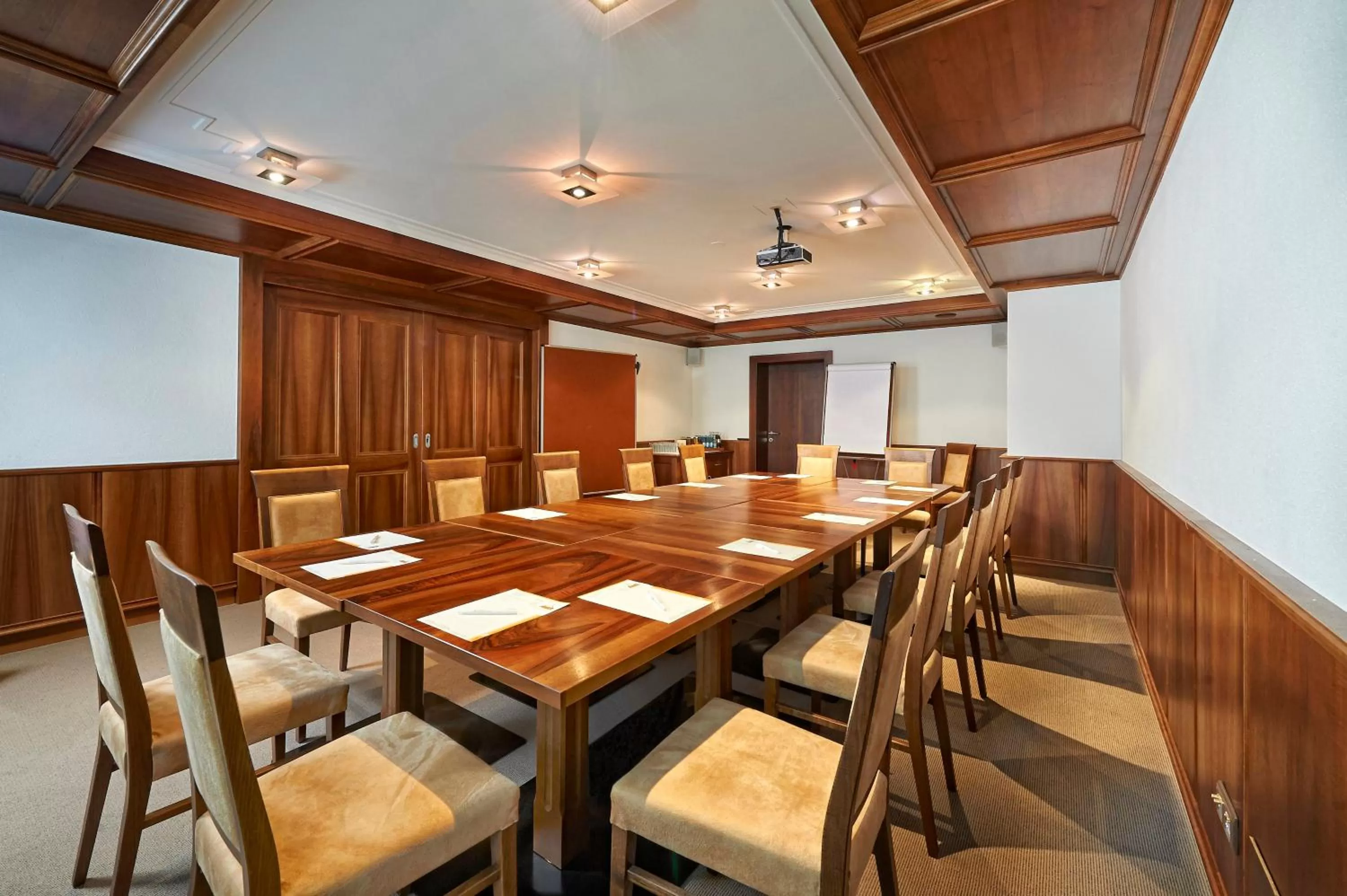 Business facilities in Brauereigasthof Zum Löwenbräu