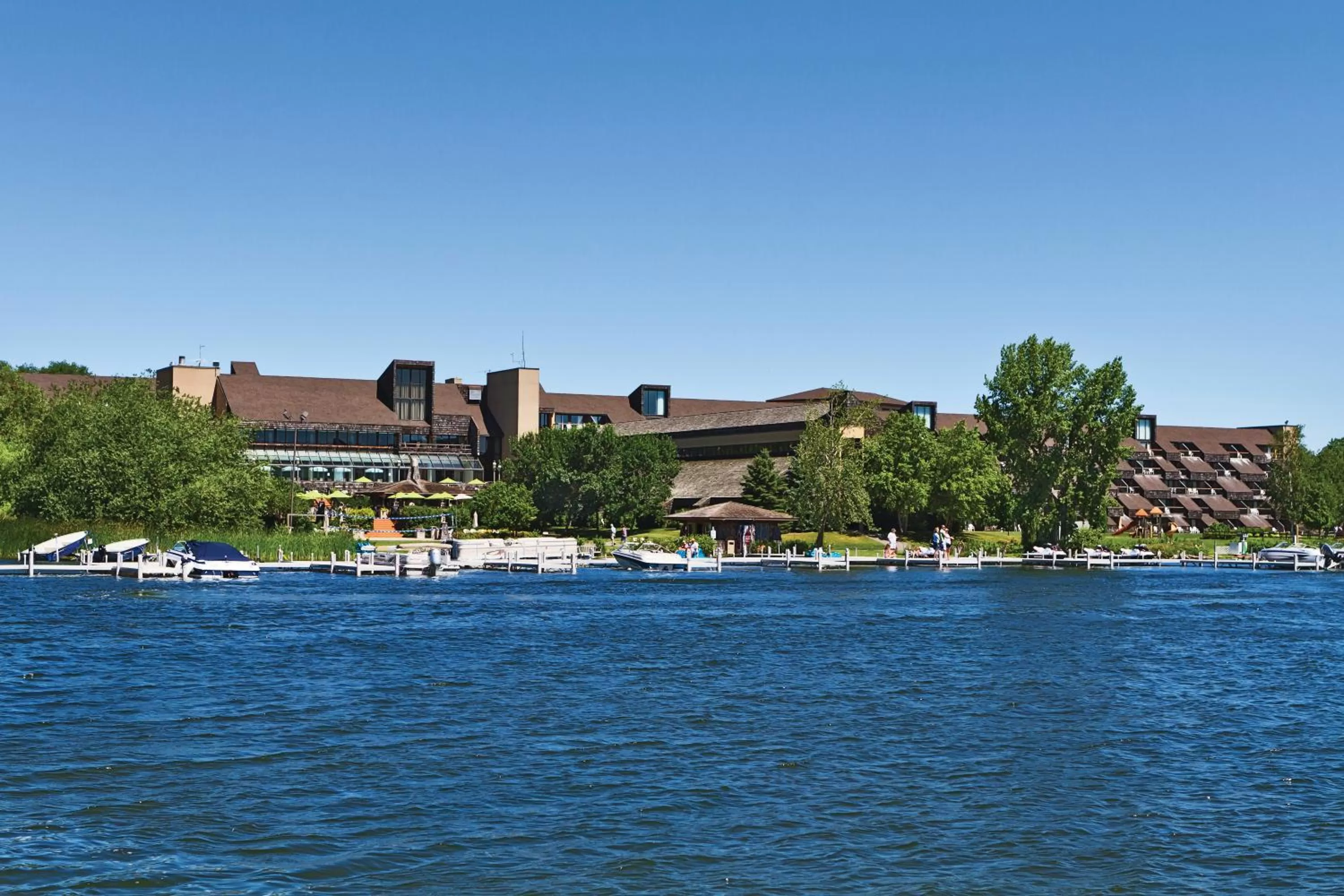 Property building in Arrowwood Resort Hotel and Conference Center - Alexandria