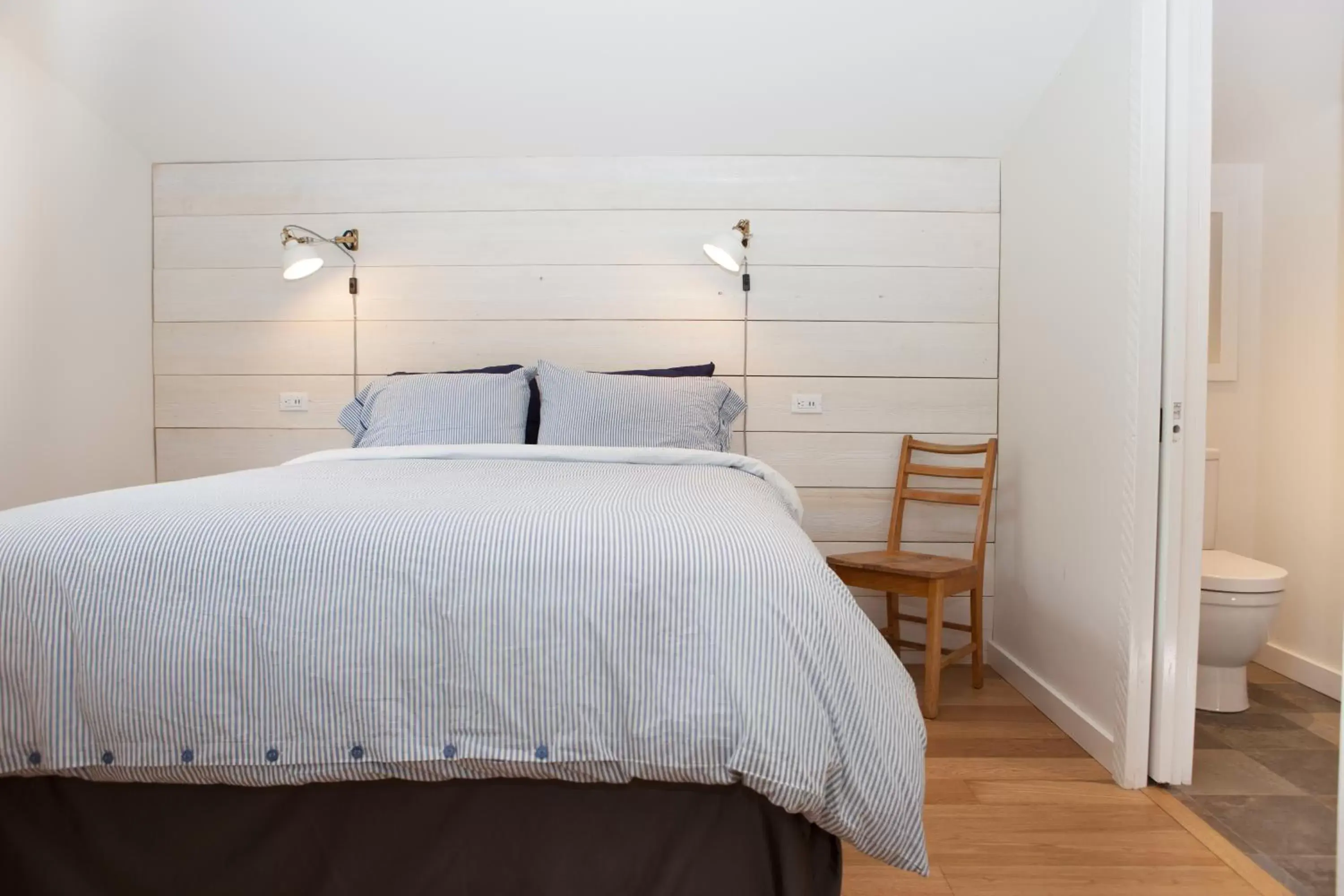 Sunwolf Riverside Cabins Sunwolf Riverside Cabins