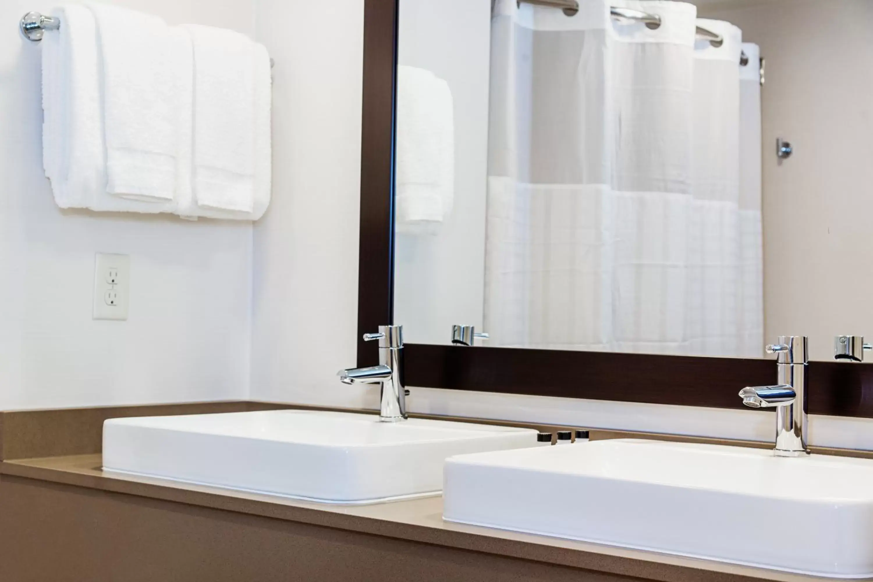 Premium King Suite with Sofa Bed - Non-Smoking in Country Inn & Suites by Radisson, Milwaukee West Brookfield , WI Premium King Suite with Sofa Bed - Non-Smoking in Country Inn & Suites by Radisson, Milwaukee West Brookfield , WI