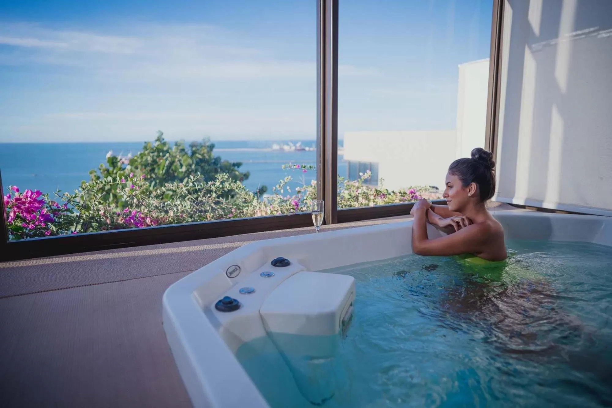 Hot Tub in Hotel Gran Marquise