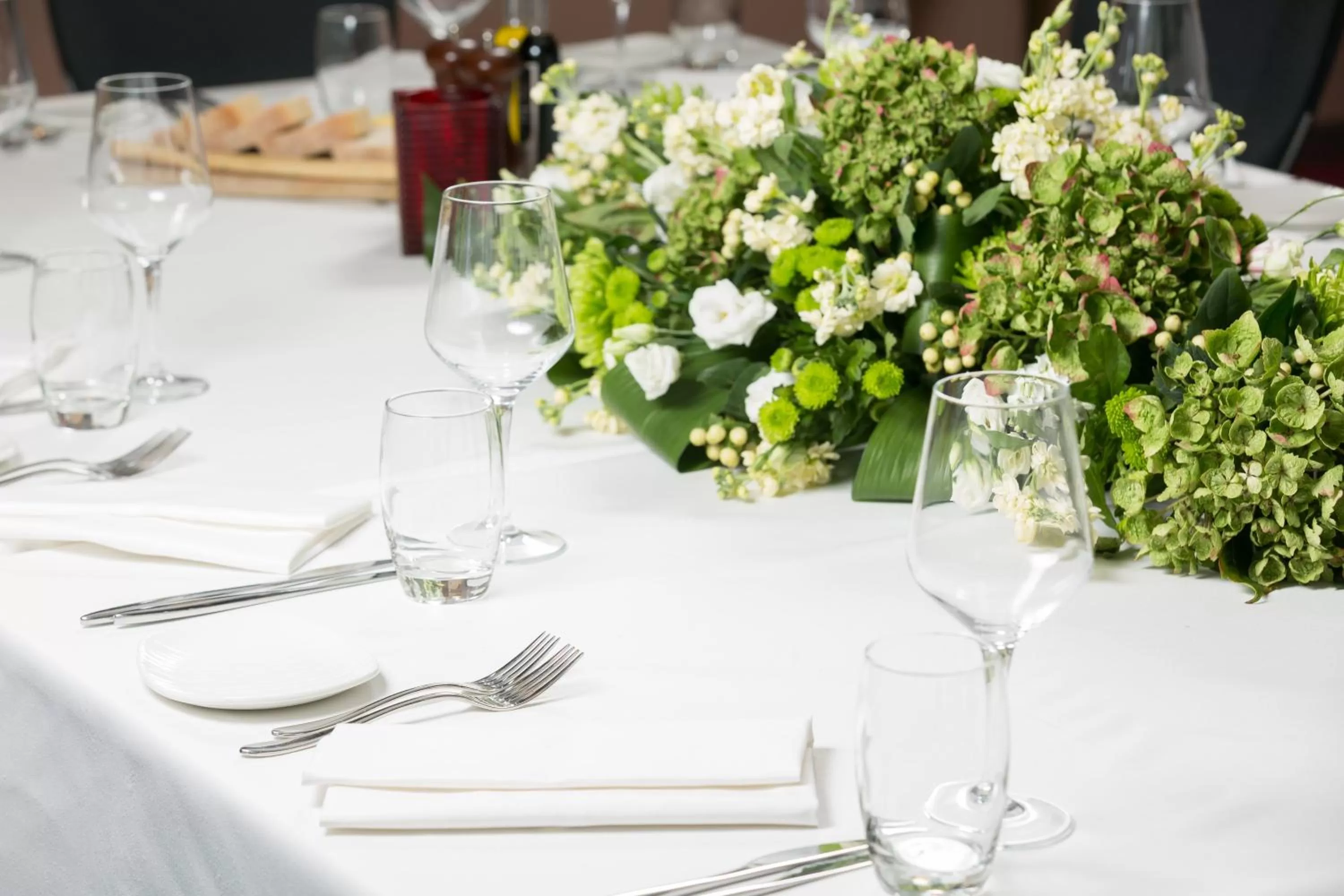 Restaurant/places to eat in Holiday Inn Manchester-Mediacityuk by IHG