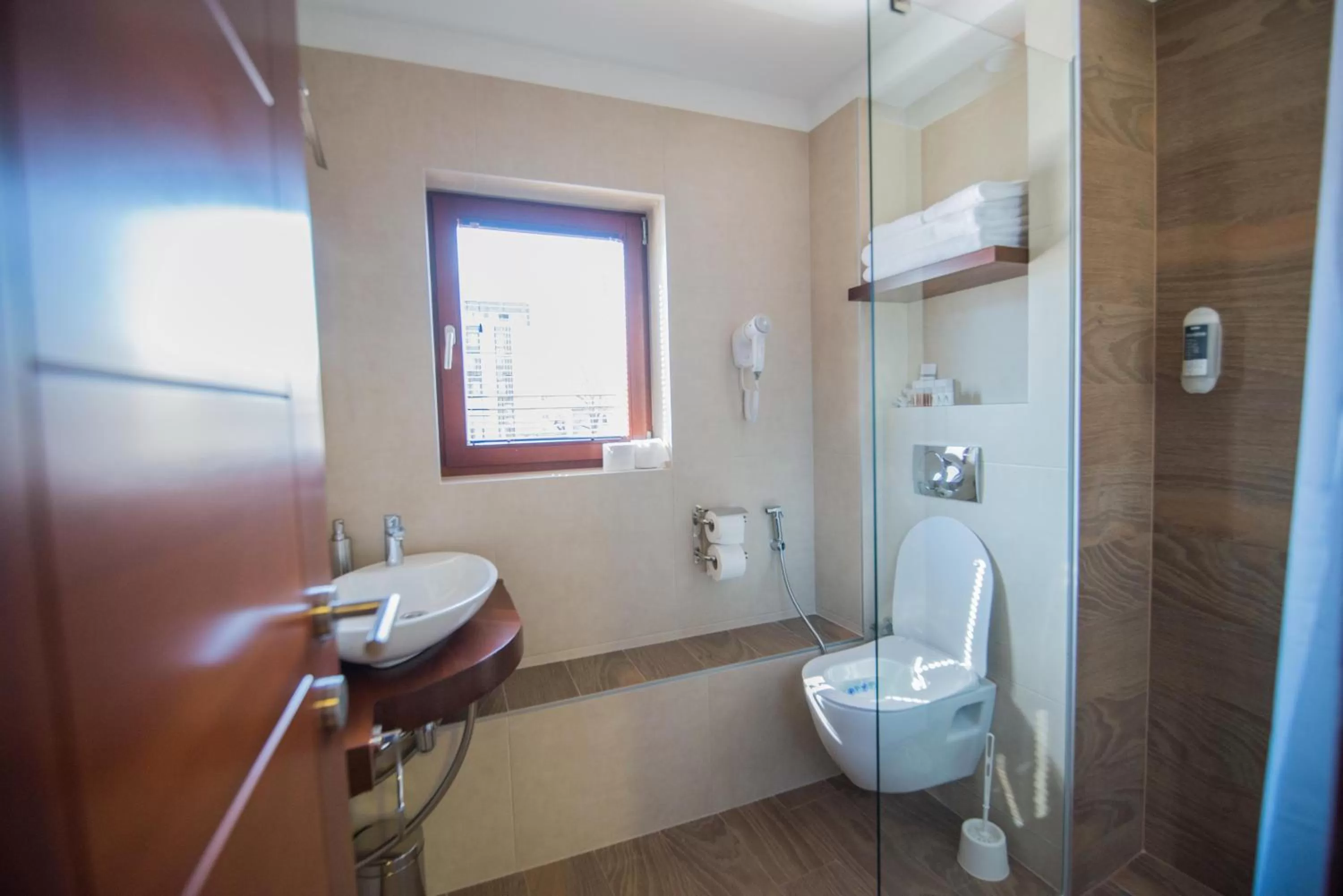 Shower in Hotel Noble