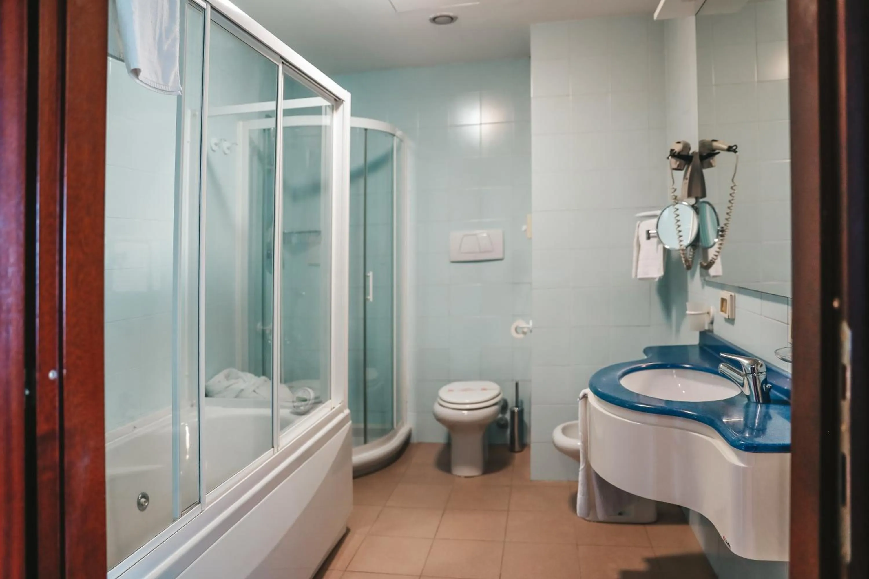 Bathroom in Hotel Dante Family Spa Resort