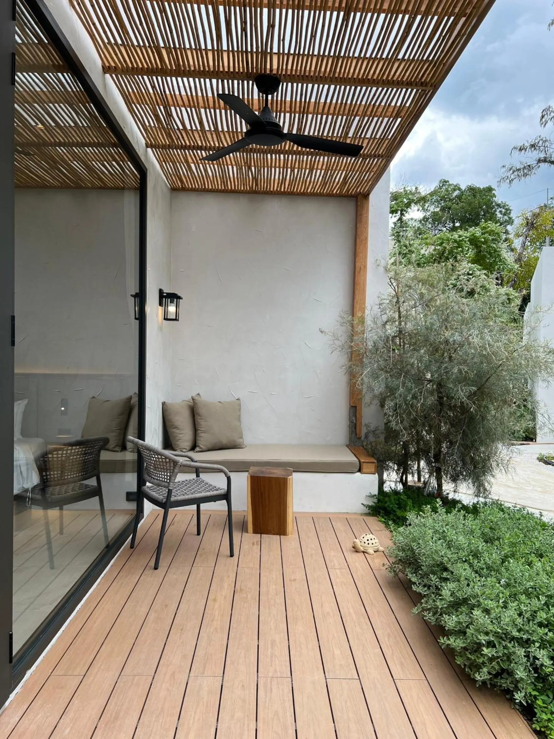 Balcony/Terrace in Eden Resort & Villas Phuket Patong