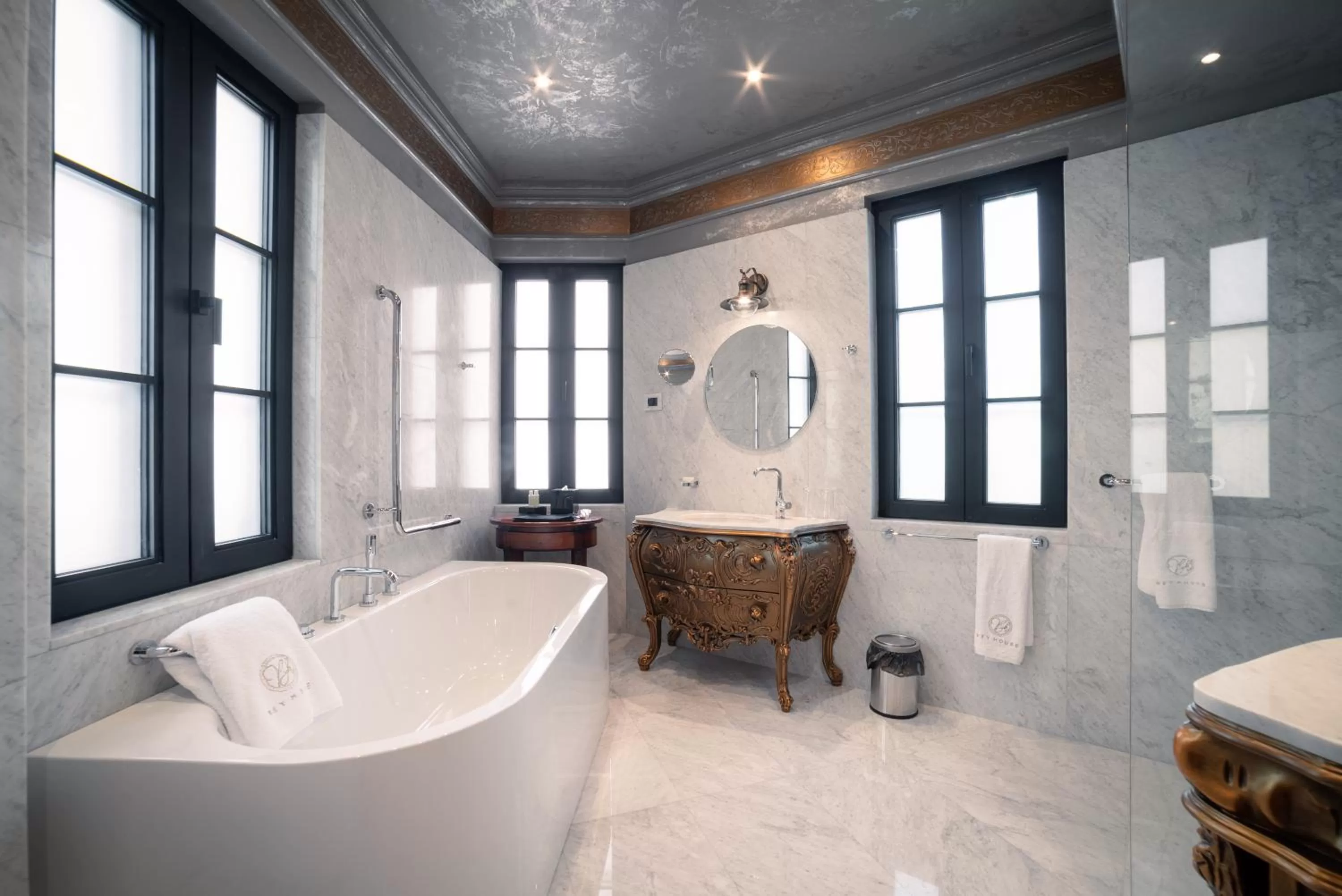 Bathroom in Bey House Royal Hotel