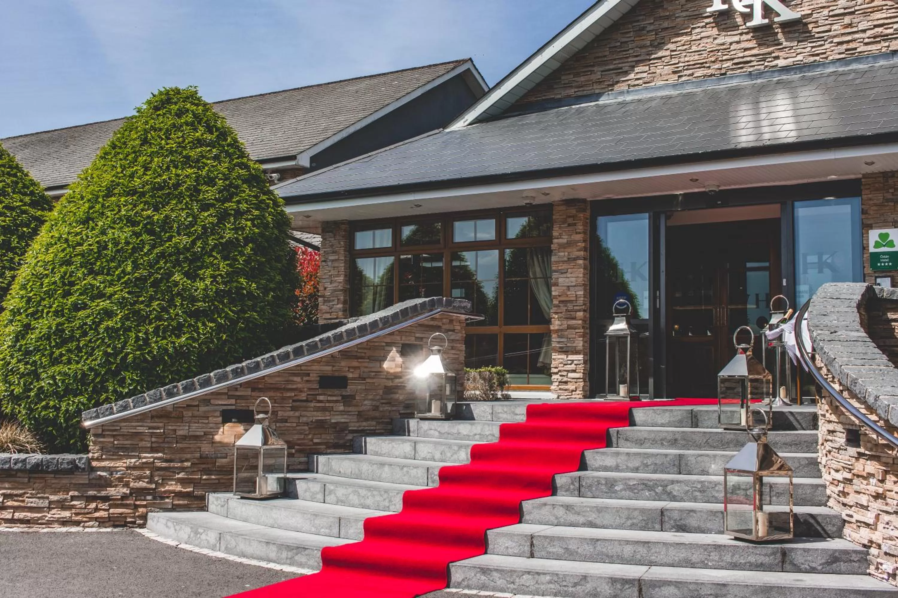 Property building in Hotel Kilmore