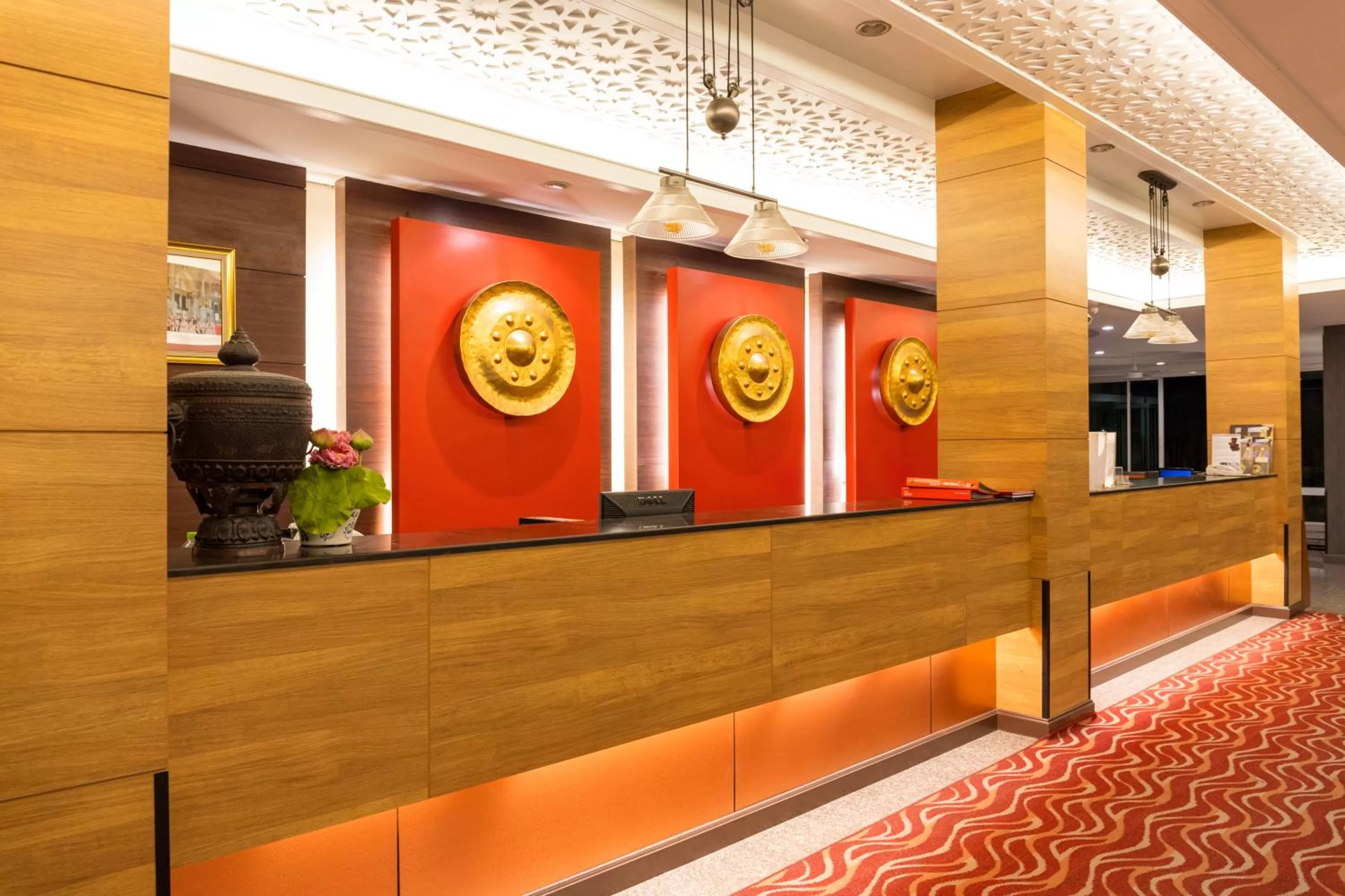 Lobby or reception in Golden Sea Pattaya - SHA Extra Plus