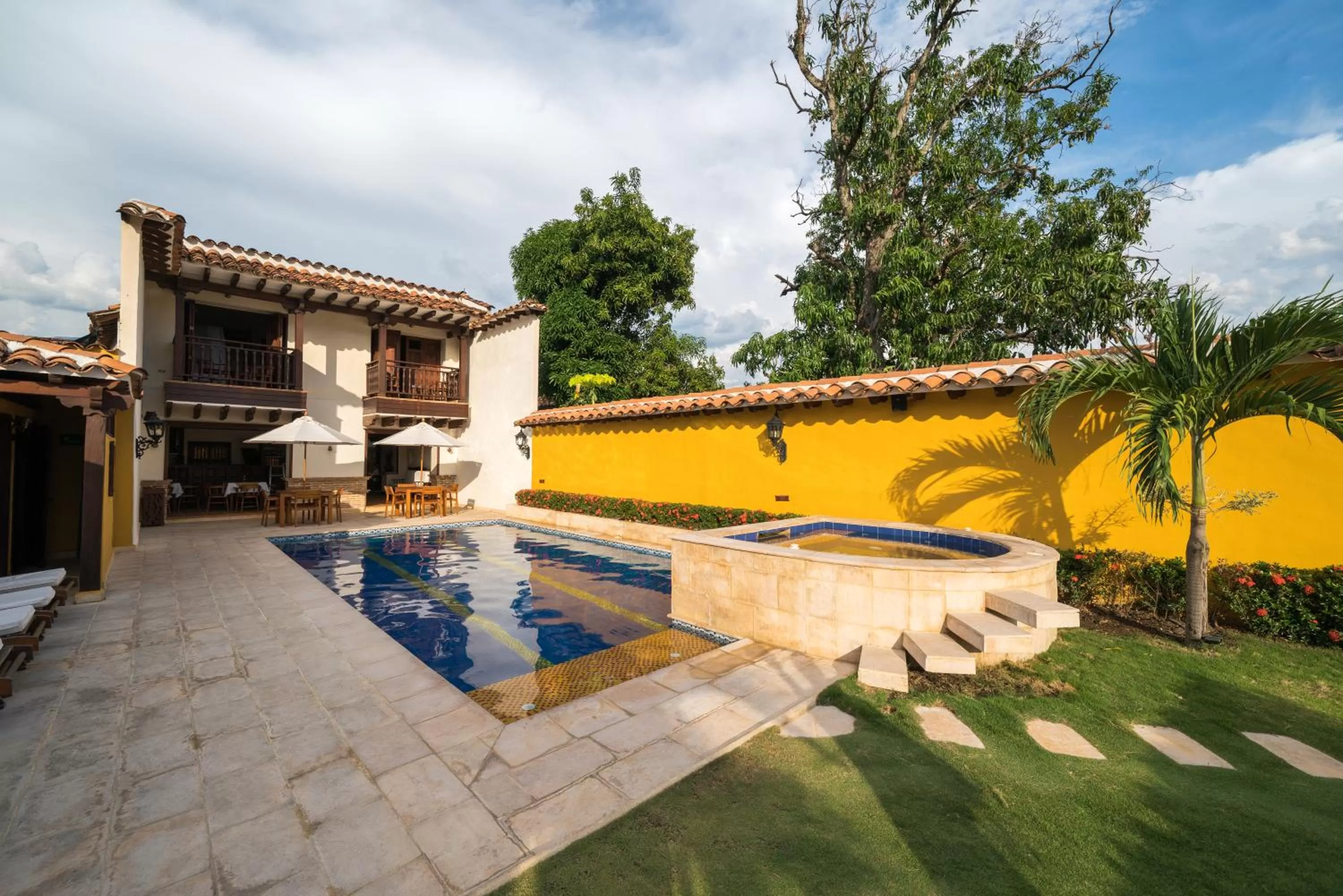 Garden, Swimming Pool in Nueva Granada Hotel Colonial -Centro Histórico-