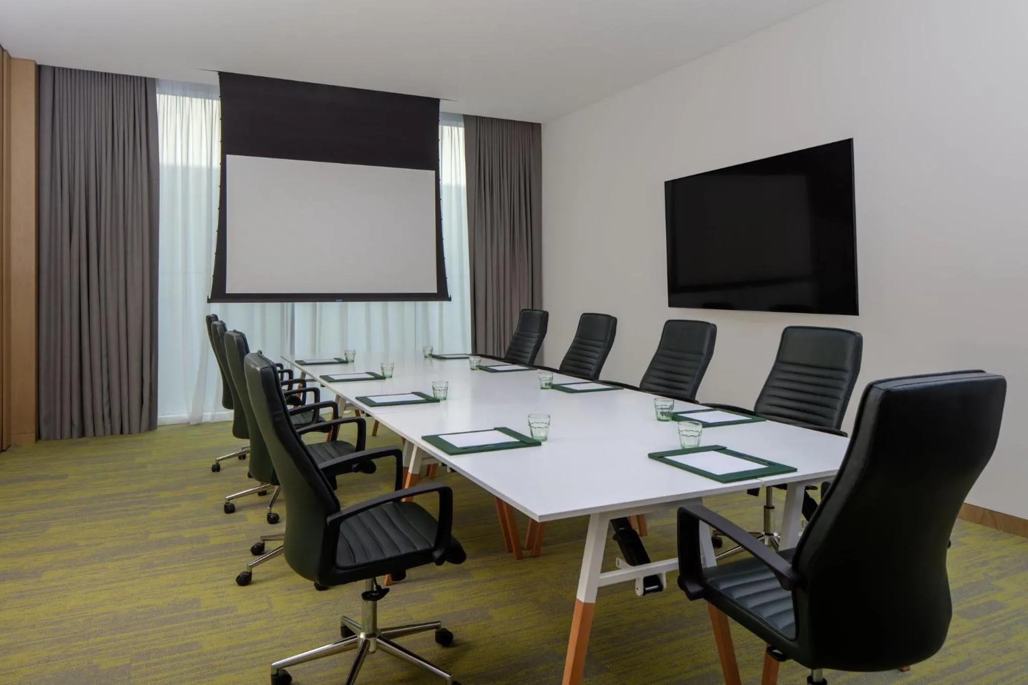 Meeting/conference room in Holiday Inn Dubai Business Bay by IHG
