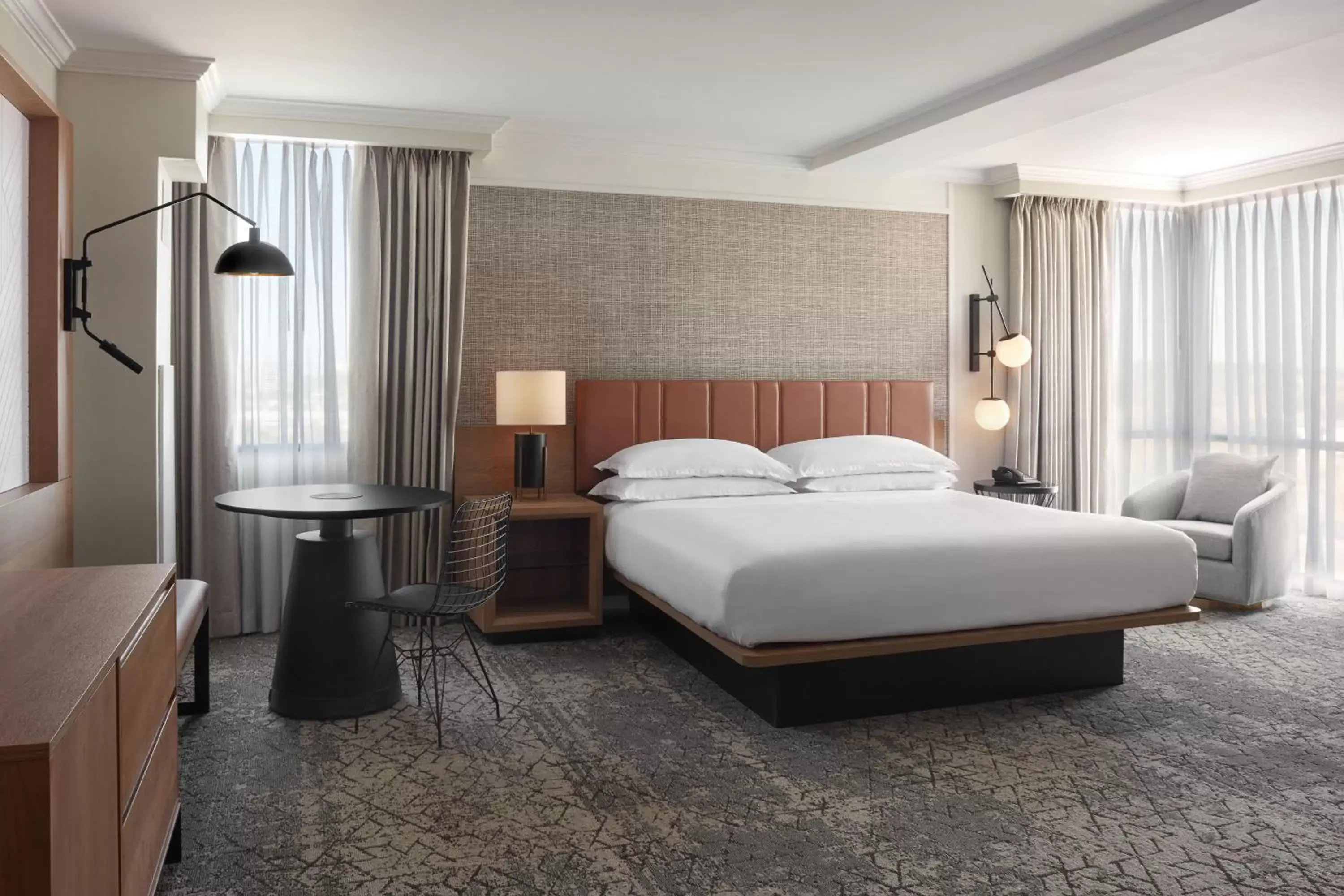 Superior, Suite, 1 King in Sheraton Parkway Toronto North Hotel & Suites Superior, Suite, 1 King in Sheraton Parkway Toronto North Hotel & Suites