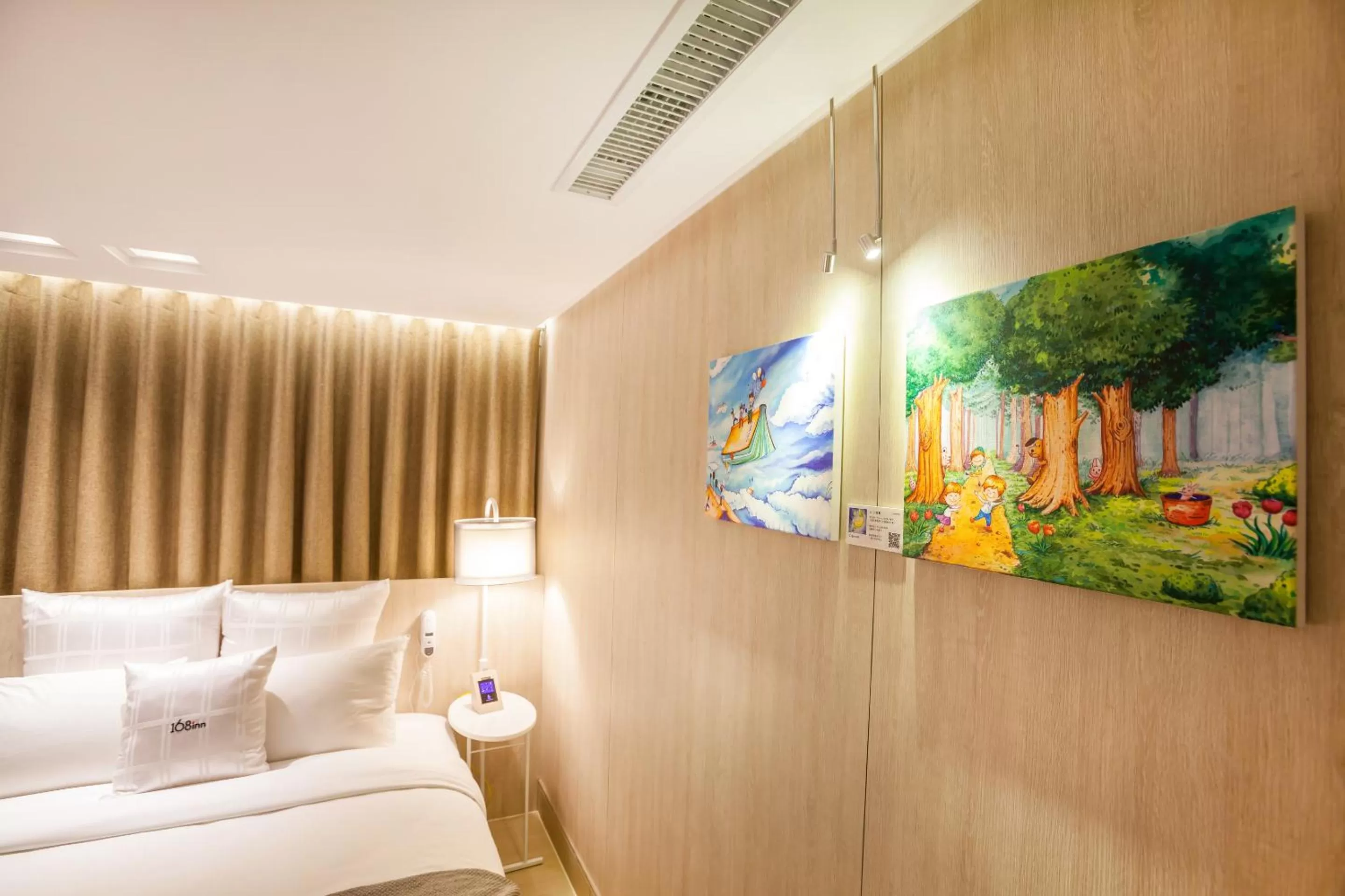 Bed in Six Star Motel-Taoyuan