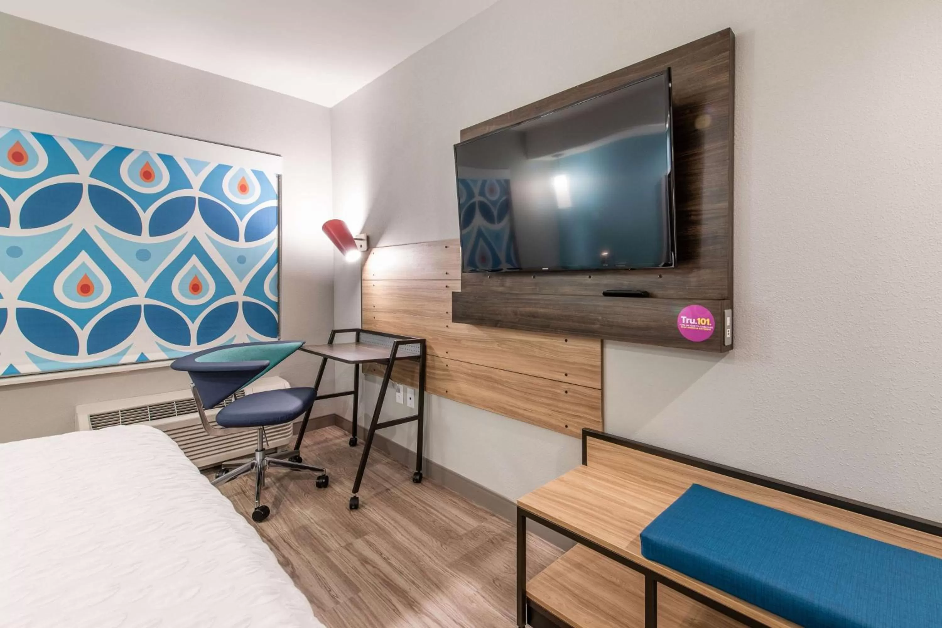 Bedroom, Bed in Tru by Hilton Fayetteville I-95