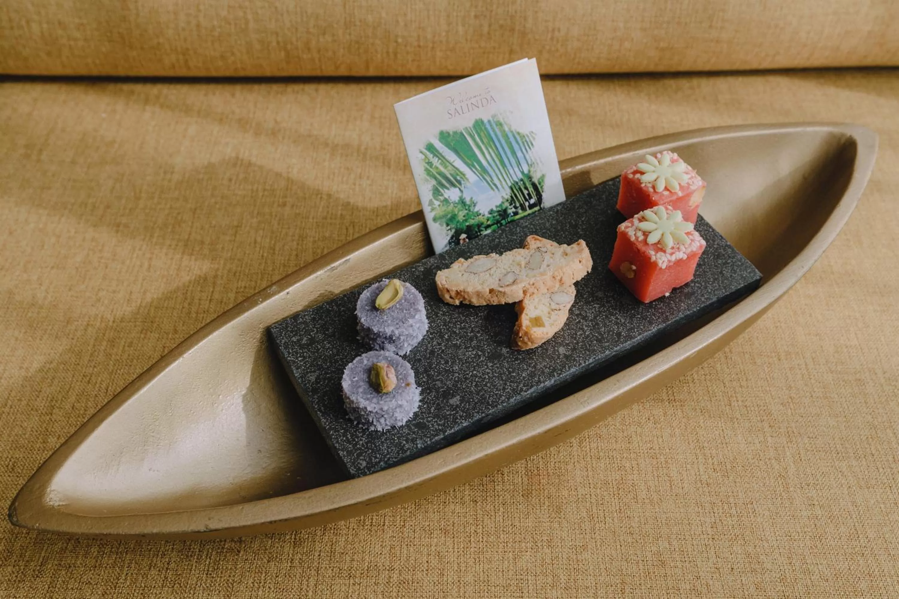 Food in Salinda Resort Phu Quoc - Sparkling Wine Breakfast