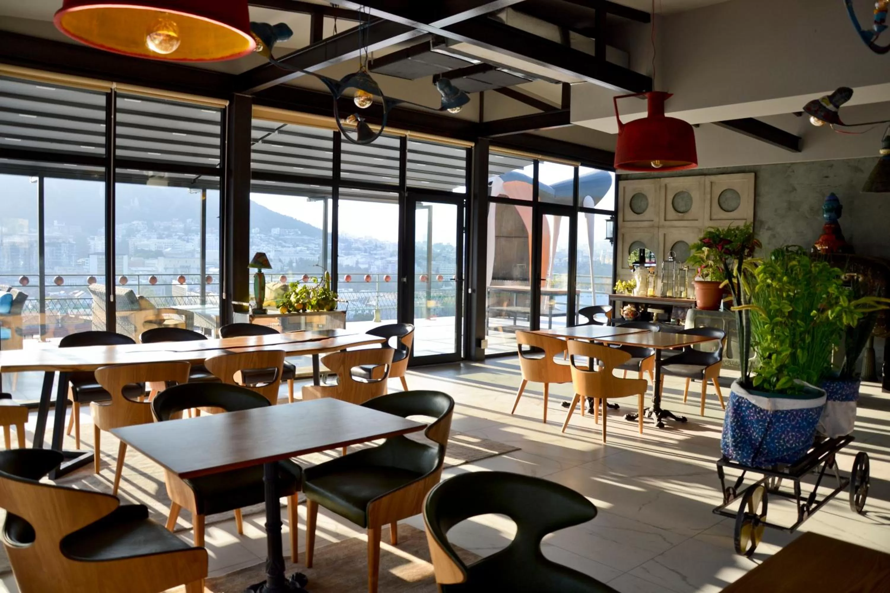 Restaurant/places to eat in Brim Hotel