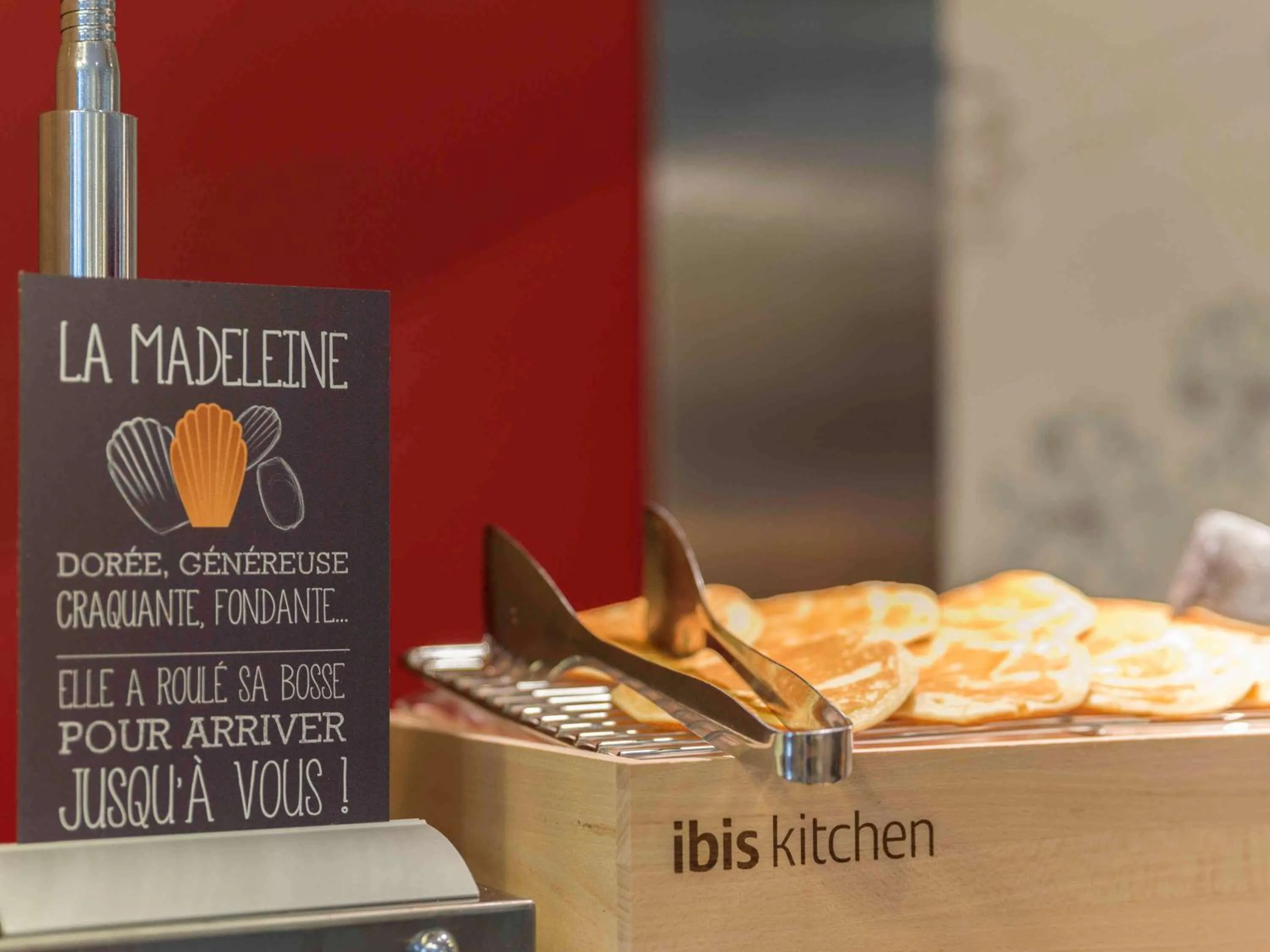 Restaurant/places to eat in ibis Paris Vanves Parc des Expositions