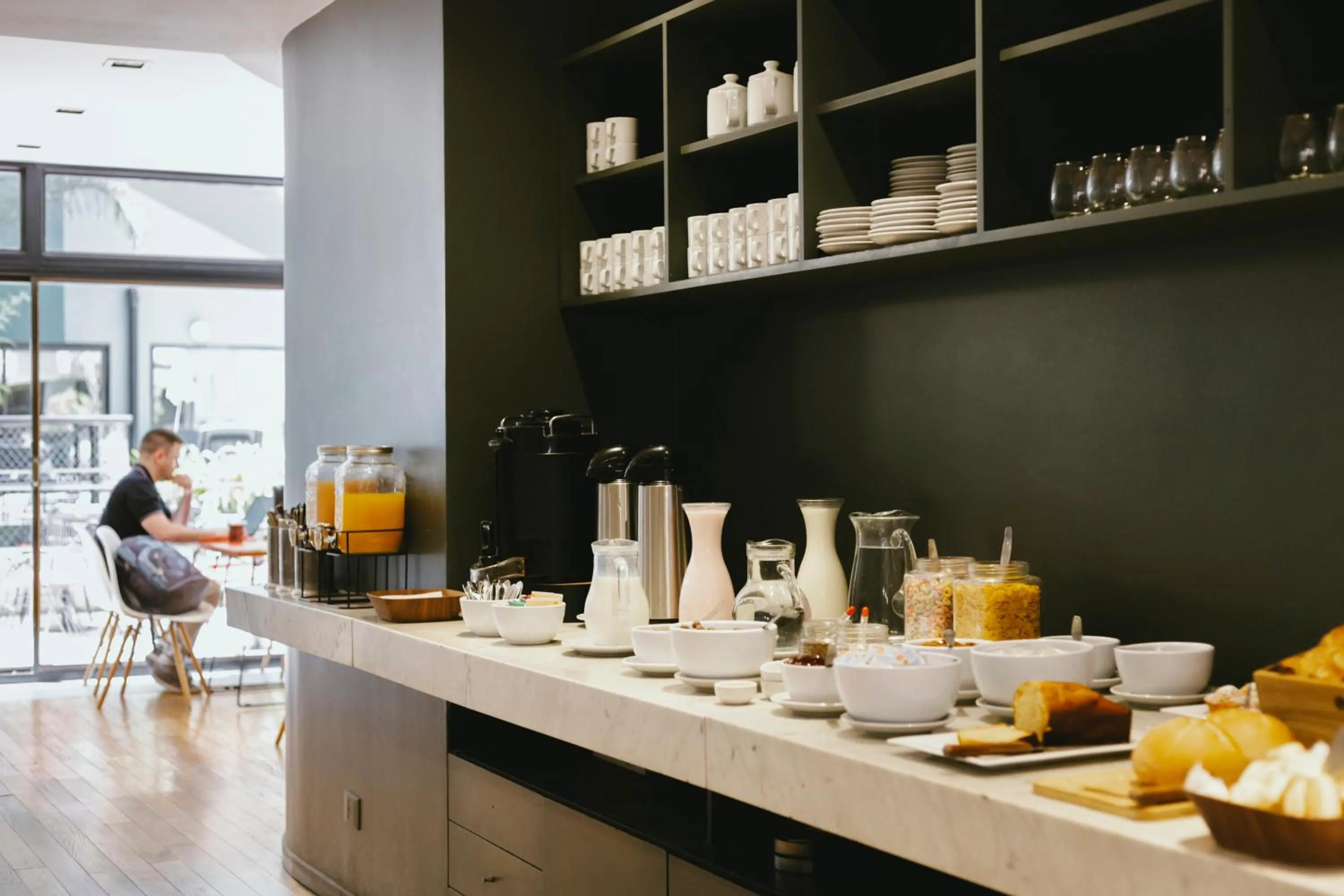 Breakfast in Deco Collection