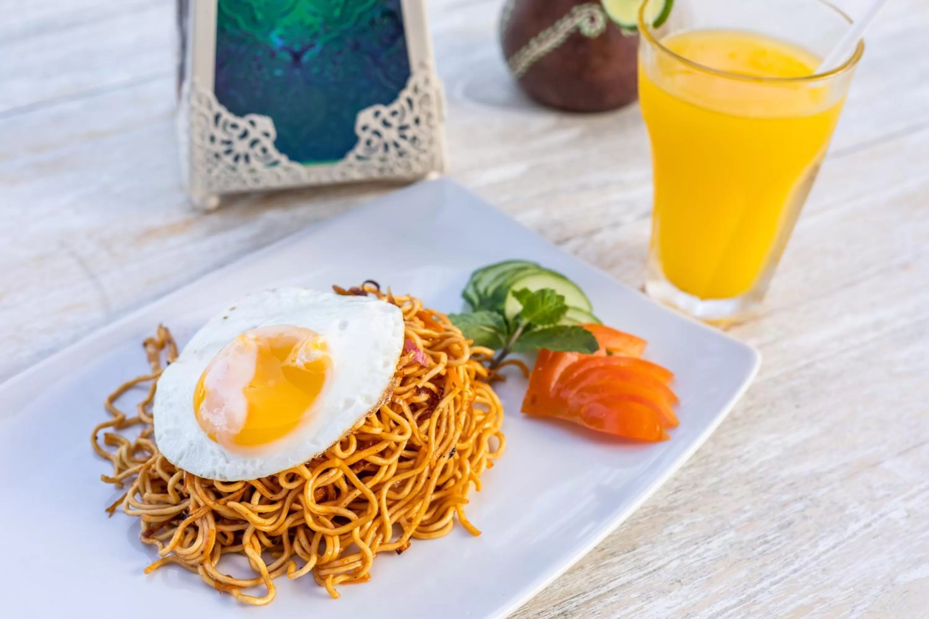 Restaurant/places to eat in Santorini Beach Resort