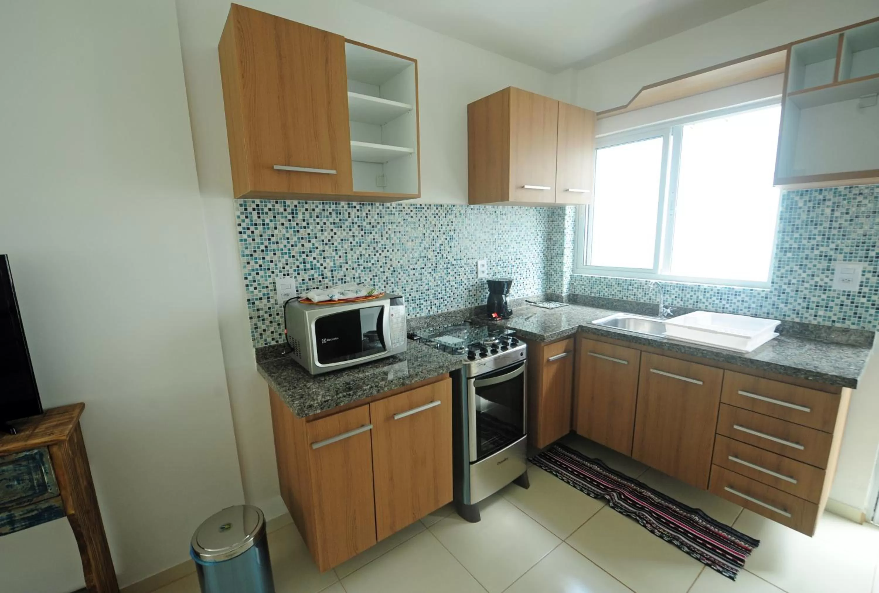 Kitchen/Kitchenette in Manga Verde Beach Residence