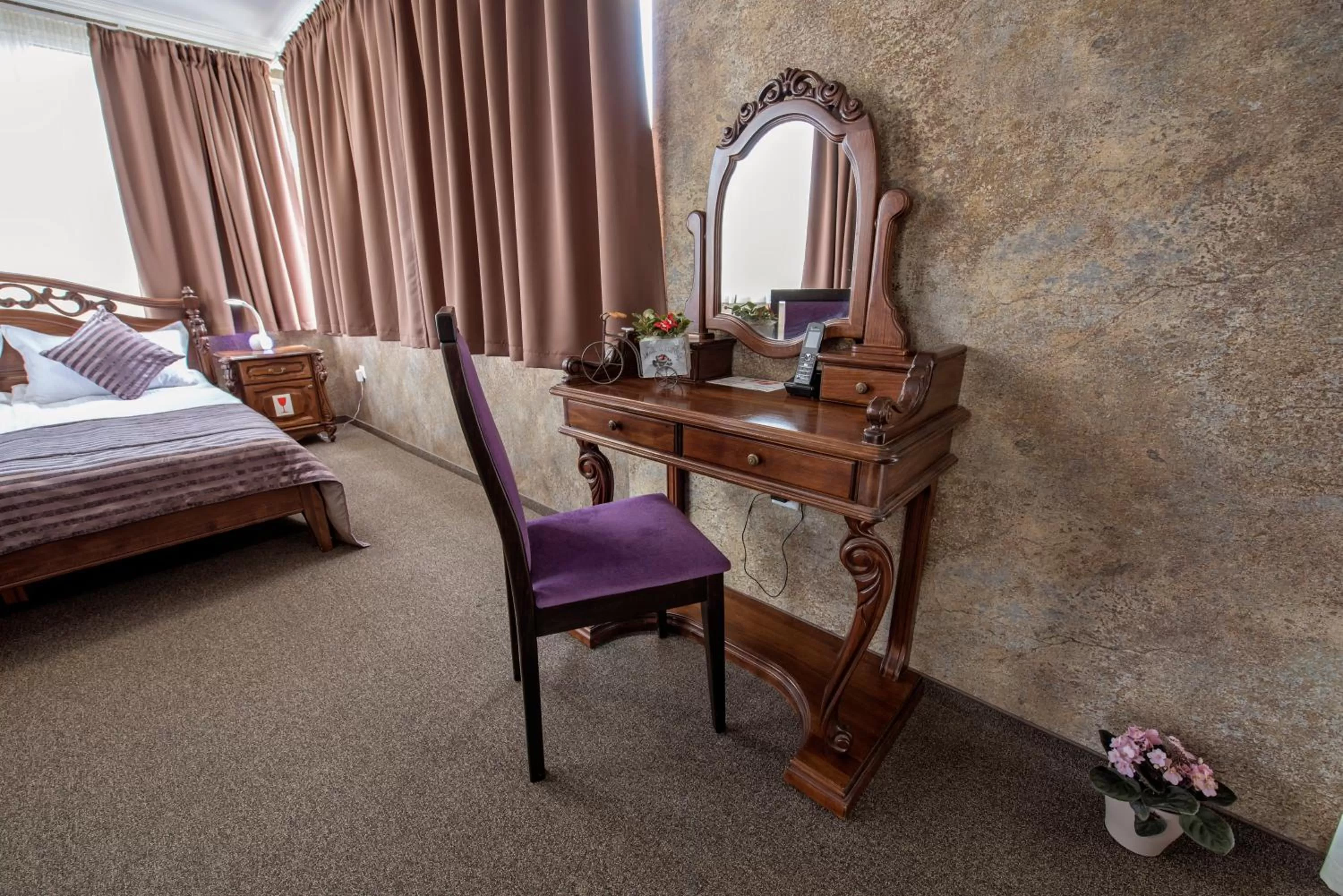 Photo of the whole room, Bed in Hotel Perfect