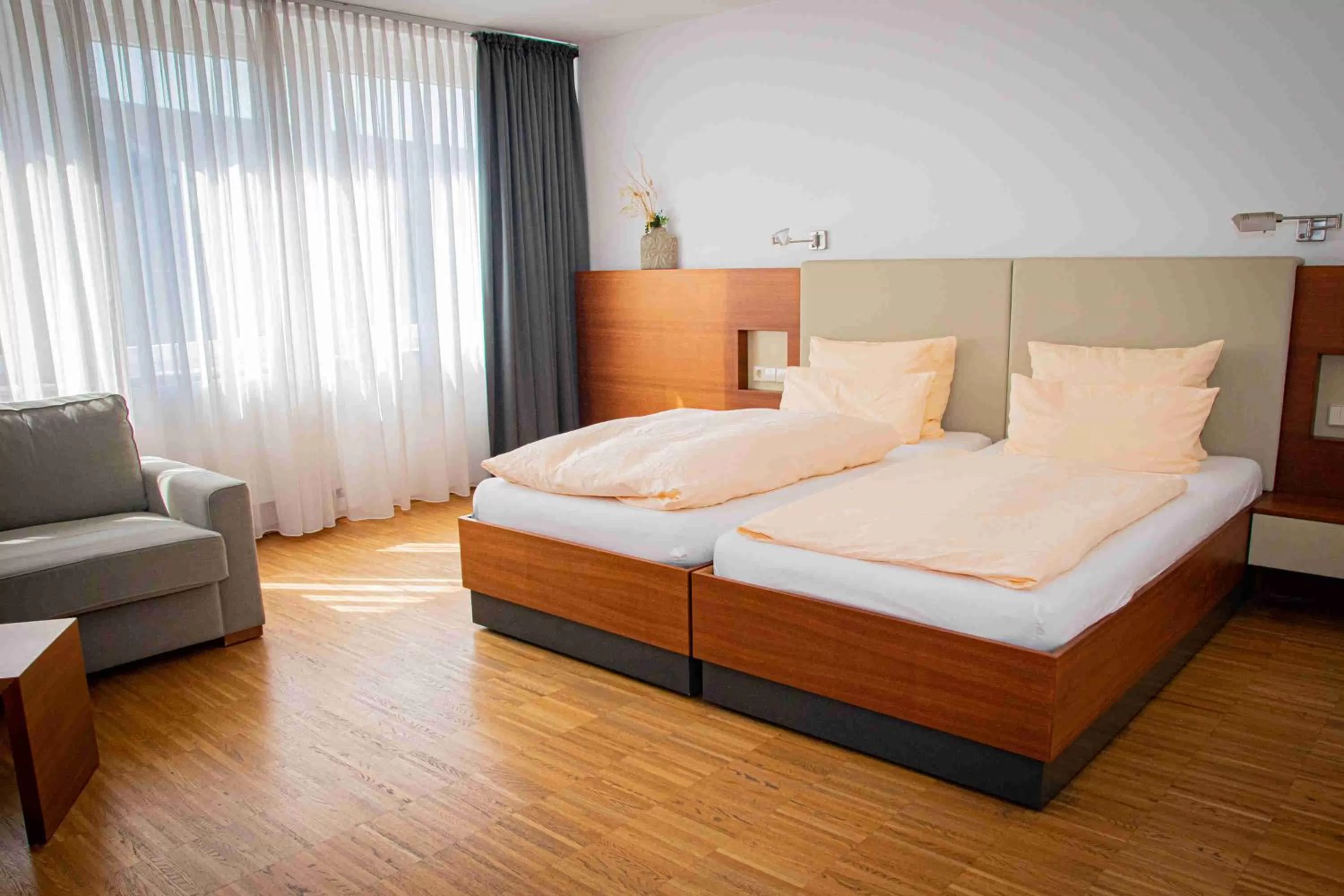 Photo of the whole room, Bed in Gästehaus an der Oase
