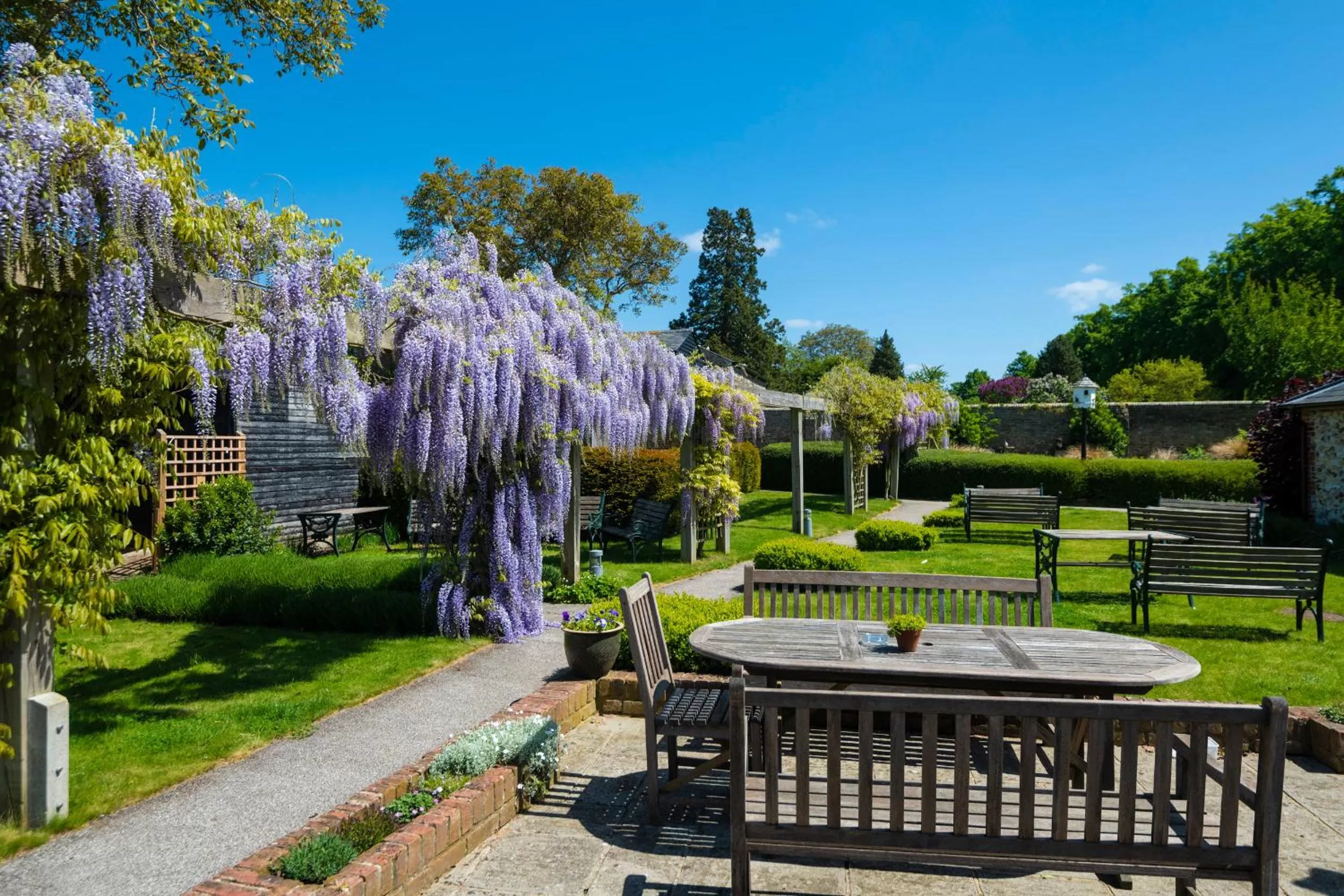 Property building in The Red Lion Hinxton