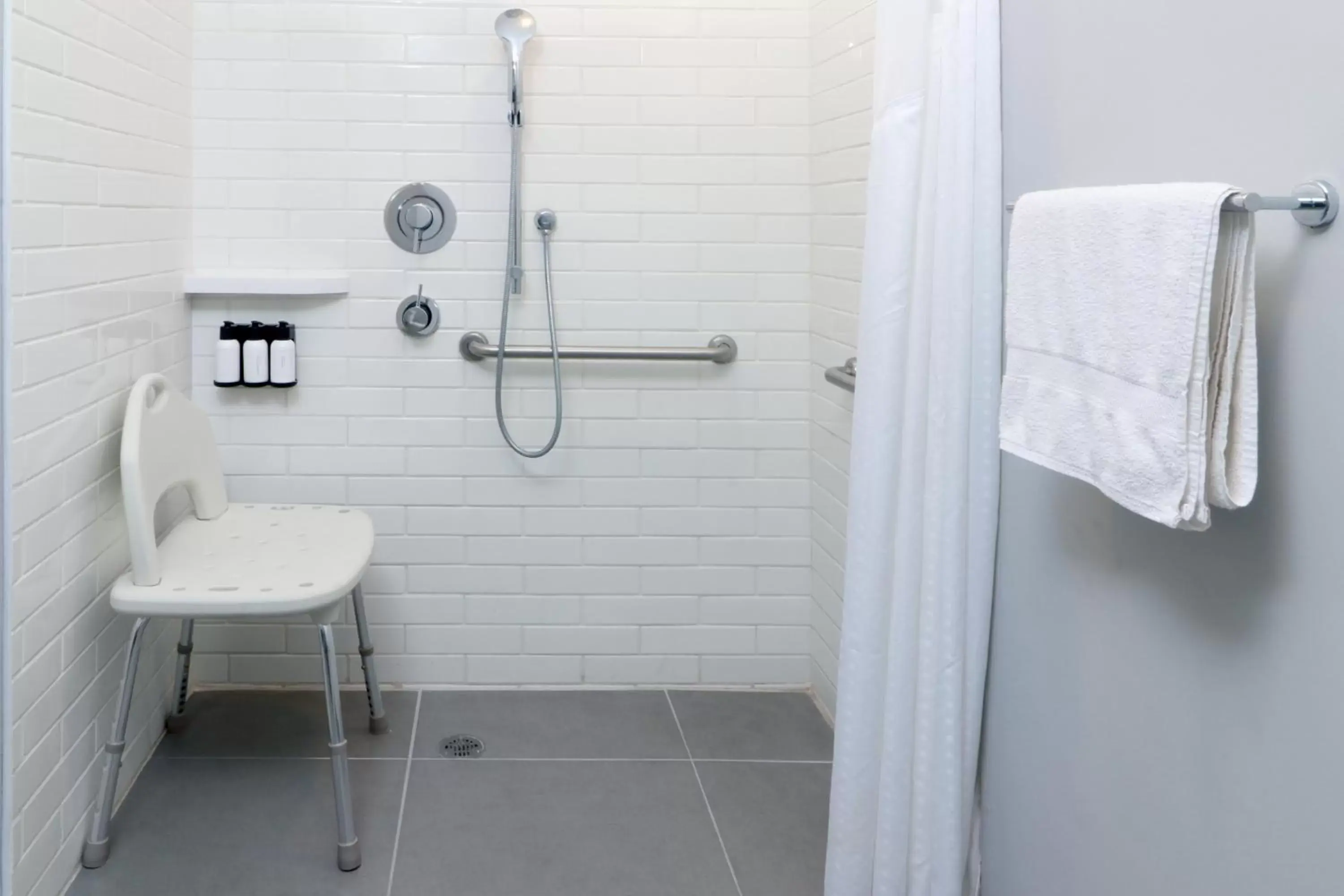 King Room Mobility Accessible with Roll-In Shower in avid hotel - Fresnillo, an IHG Hotel King Room Mobility Accessible with Roll-In Shower in avid hotel - Fresnillo, an IHG Hotel