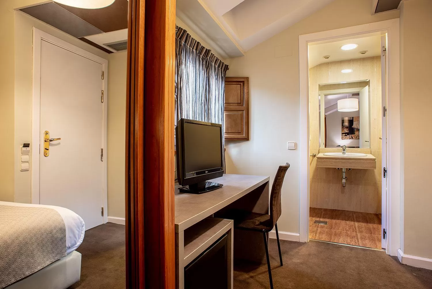 Bedroom, Bed in Ikonik Plaza Mercado